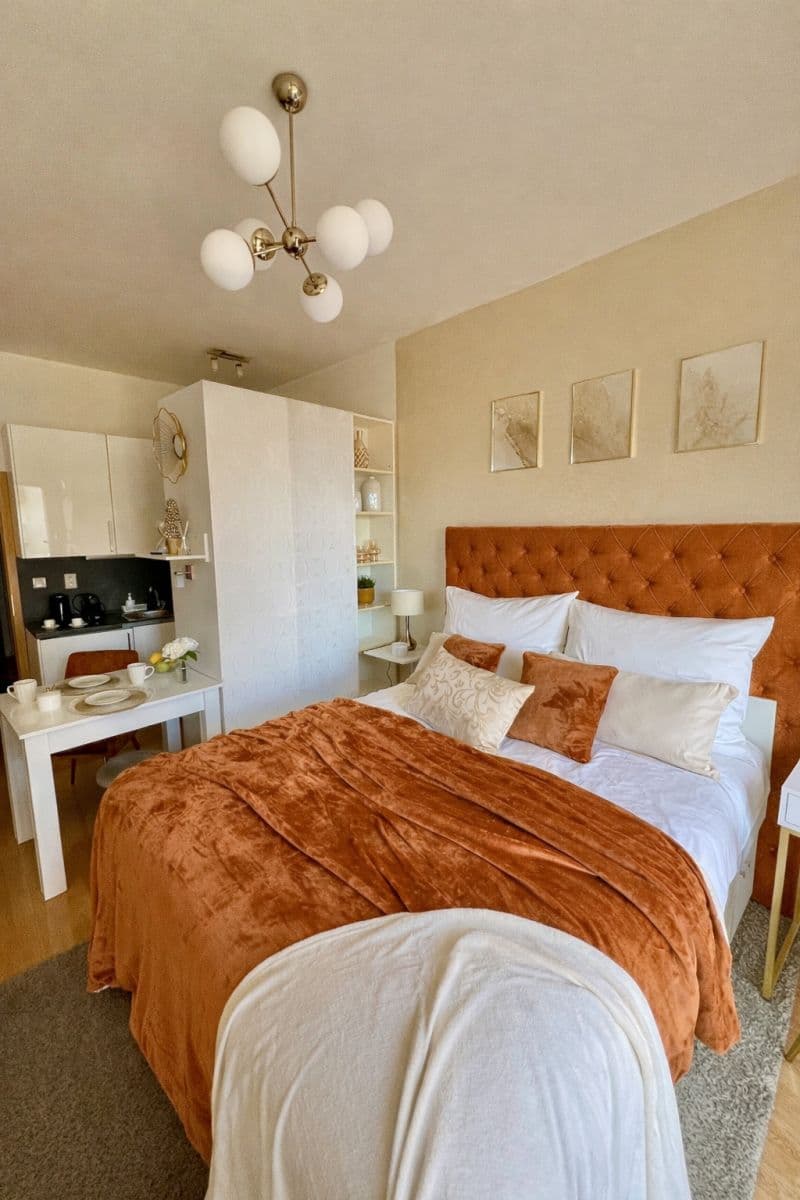 Pronájem bytu 30 m², Jeřabinová, Praha, Praha Pronájem bytu 30 m², Jeřabinová, Praha, Praha