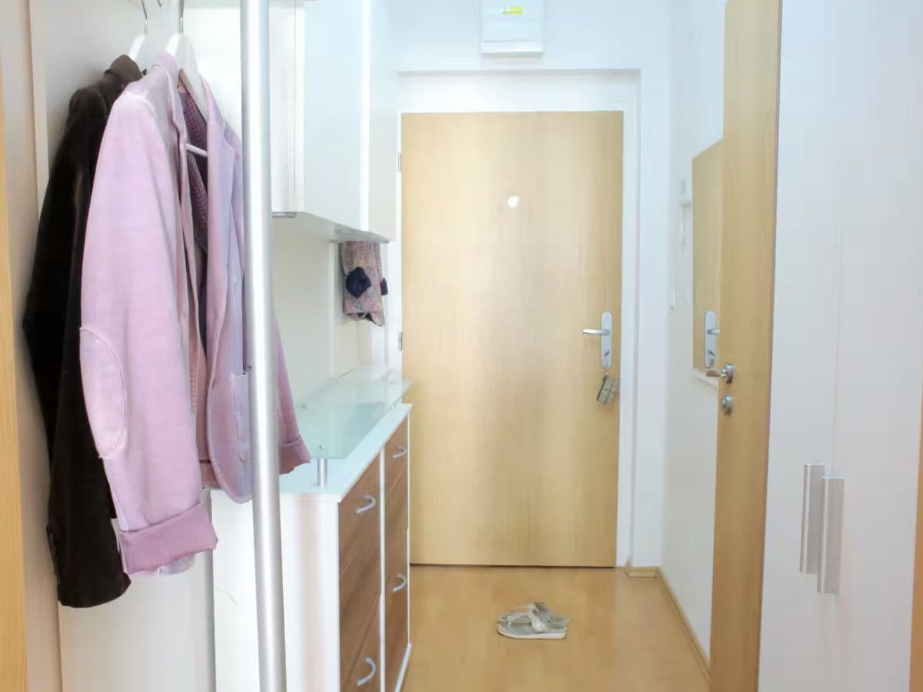 Pronájem bytu 30 m², Jeřabinová, Praha, Praha Pronájem bytu 30 m², Jeřabinová, Praha, Praha