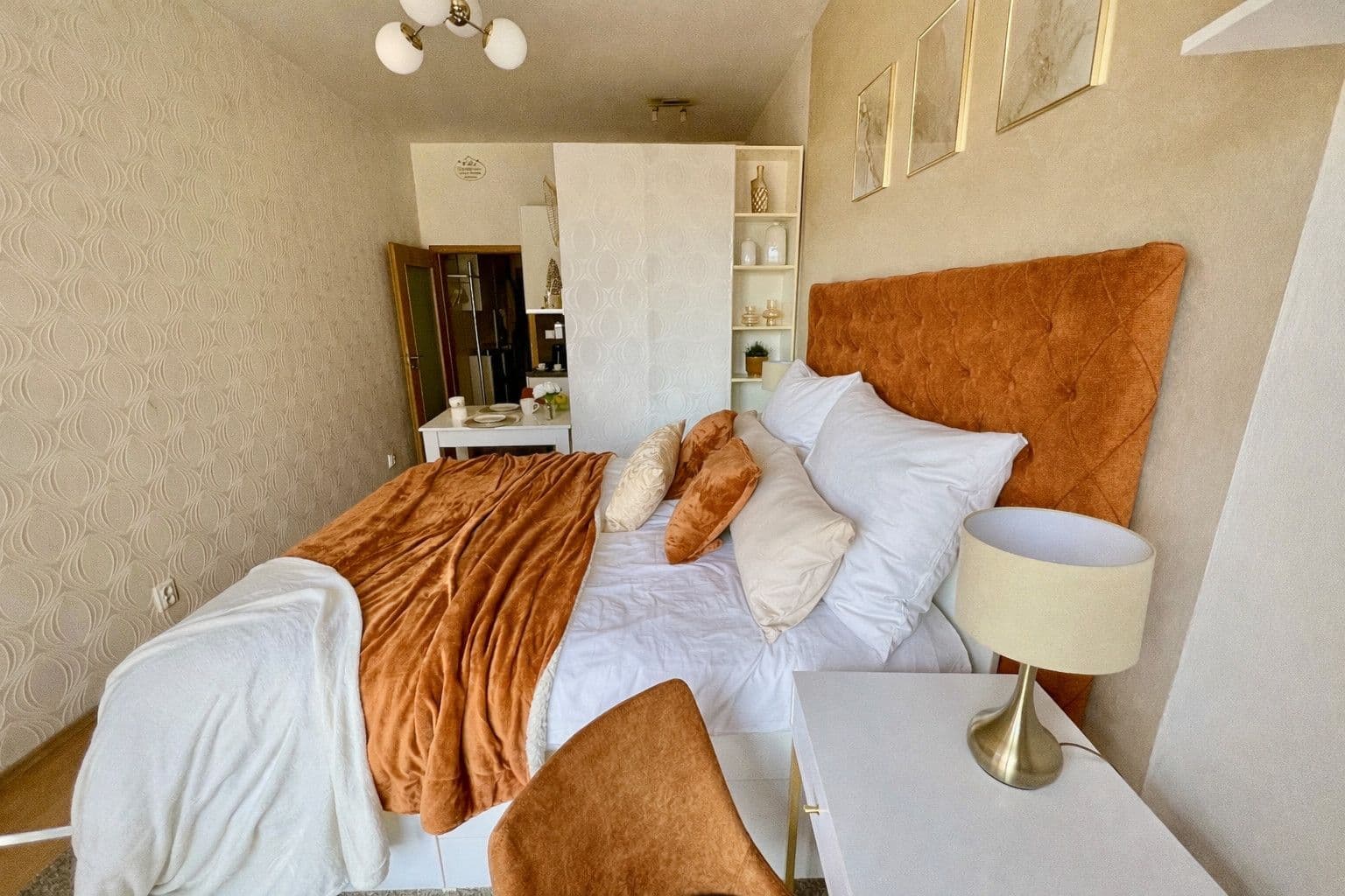Pronájem bytu 30 m², Jeřabinová, Praha, Praha Pronájem bytu 30 m², Jeřabinová, Praha, Praha