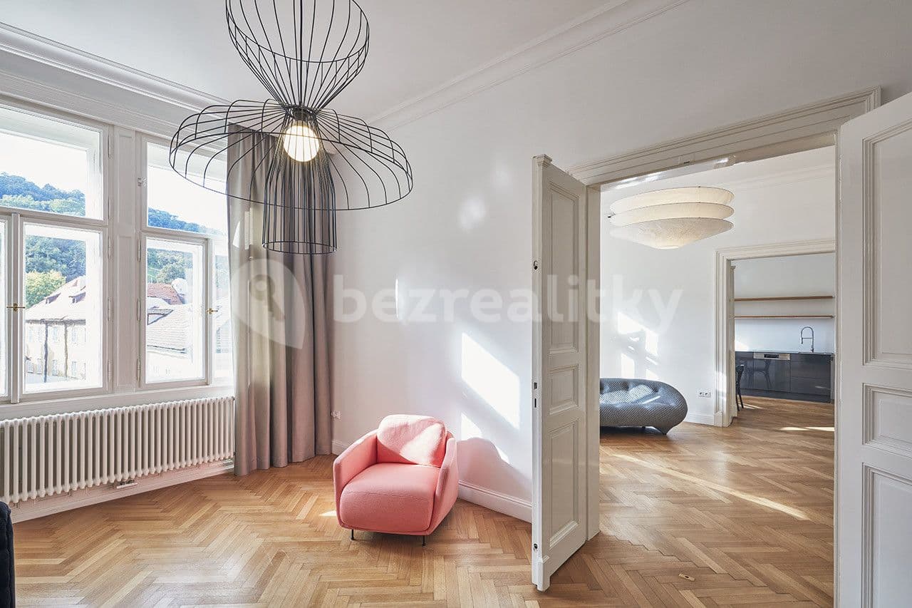 Pronájem bytu 3+1 143 m², Újezd, Praha, Praha