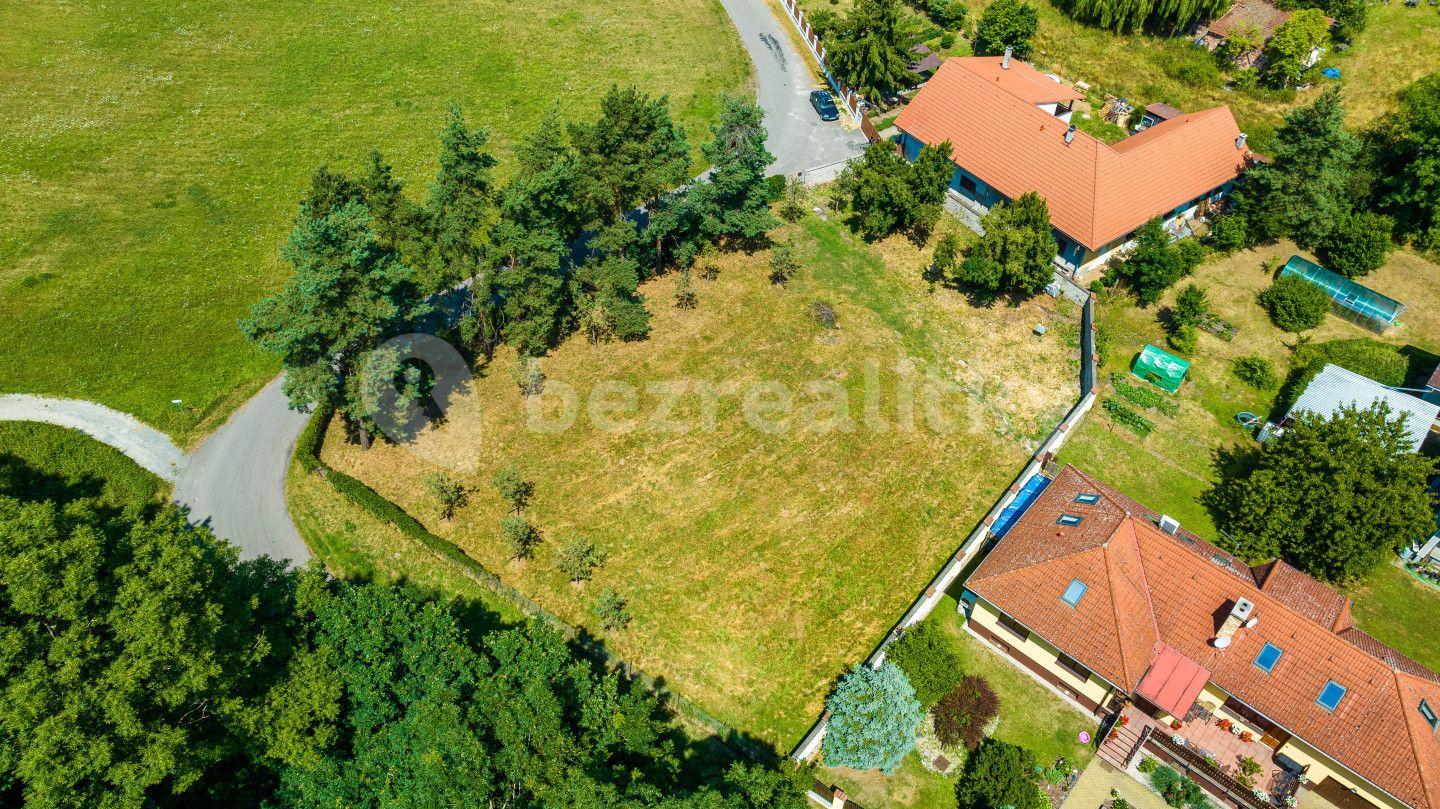 Prodej pozemku 1.518 m², Poděbrady, Středočeský kraj