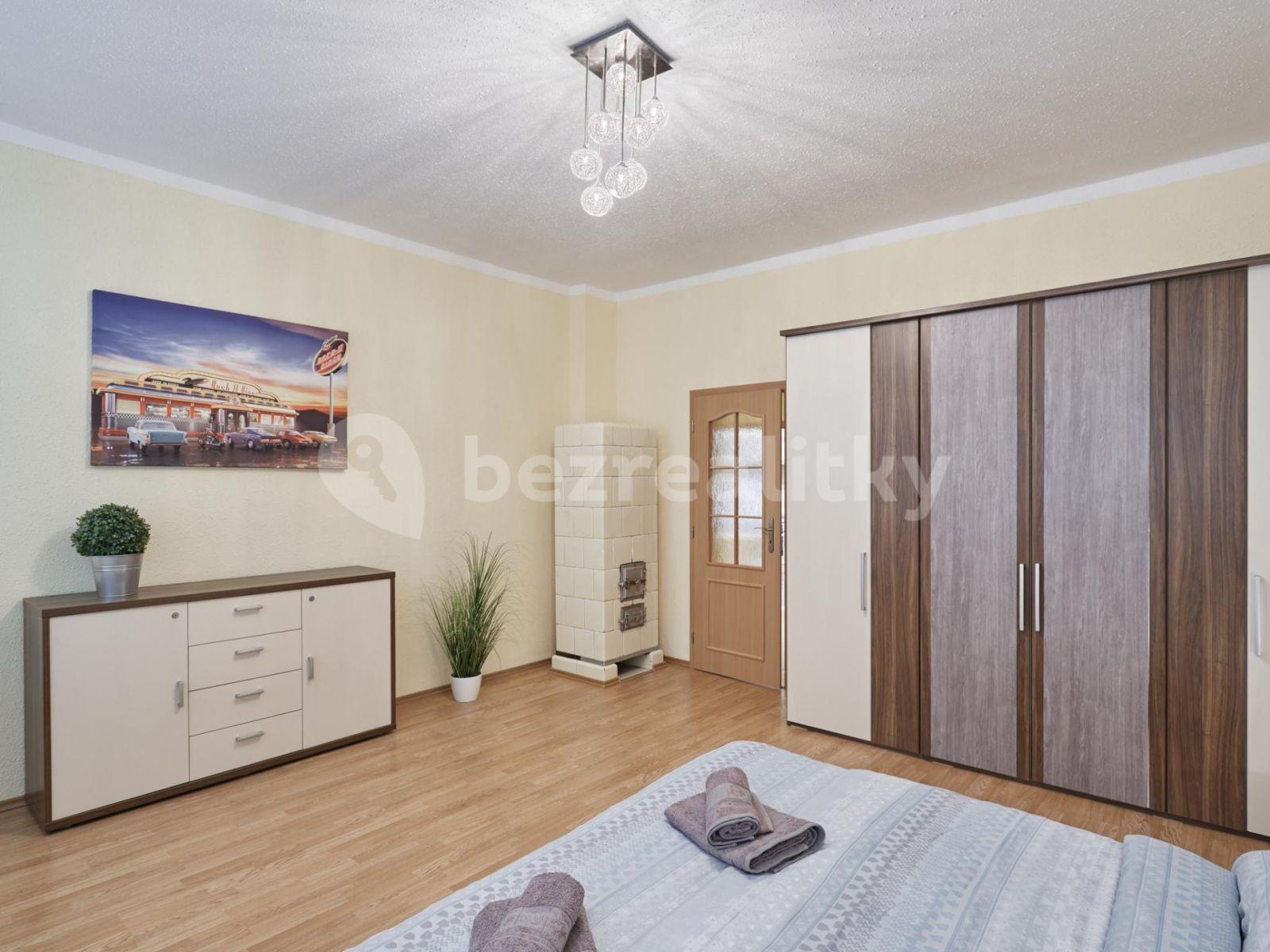 Pronájem bytu 2+1 81 m², Ondřejská, Karlovy Vary, Karlovarský kraj