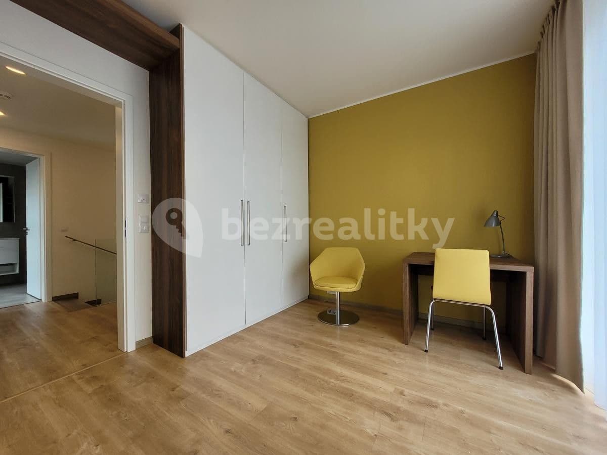 Pronájem bytu 3+kk 119 m², Mukařovského, Praha, Praha