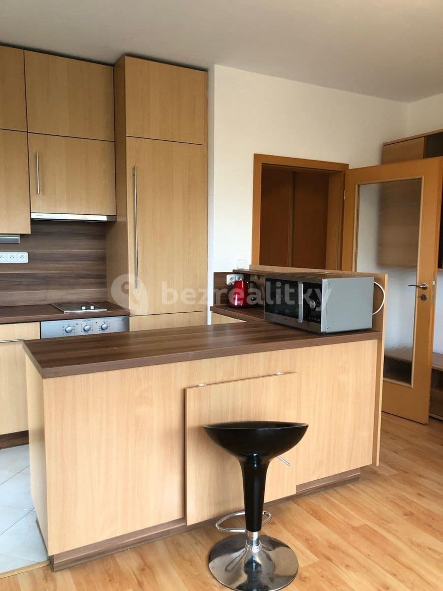 Pronájem bytu 1+kk 32 m², Milotická, Praha, Praha Pronájem bytu 1+kk 32 m², Milotická, Praha, Praha
