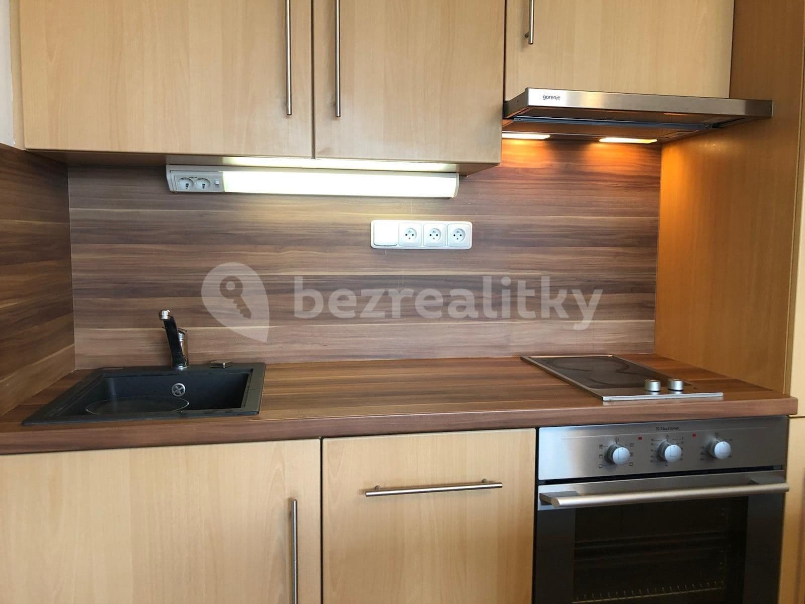 Pronájem bytu 1+kk 32 m², Milotická, Praha, Praha Pronájem bytu 1+kk 32 m², Milotická, Praha, Praha