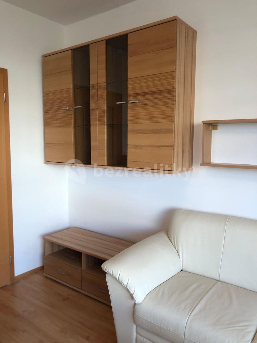 Pronájem bytu 1+kk 32 m², Milotická, Praha, Praha Pronájem bytu 1+kk 32 m², Milotická, Praha, Praha