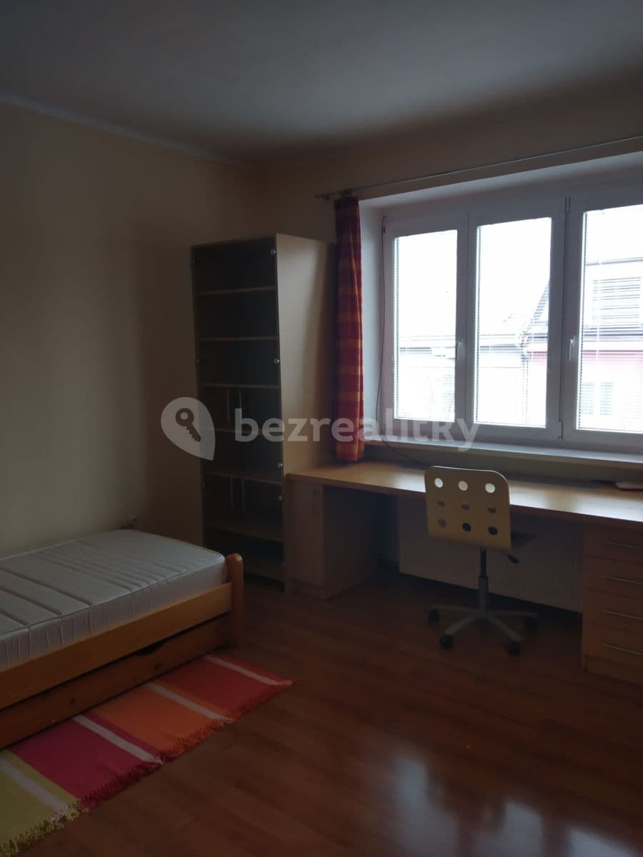 Pronájem bytu 2+kk 42 m², Dukelská, Olomouc, Olomoucký kraj