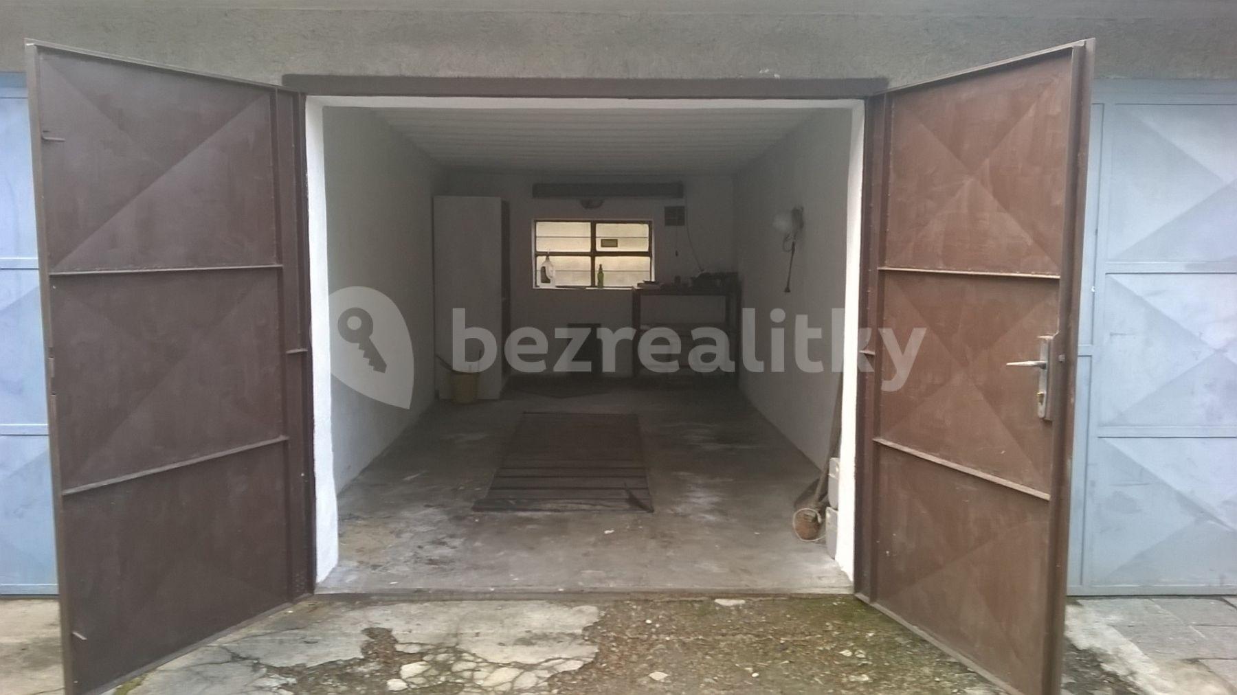 Prodej garáže 20 m², Spojenců, Třebíč, Kraj Vysočina