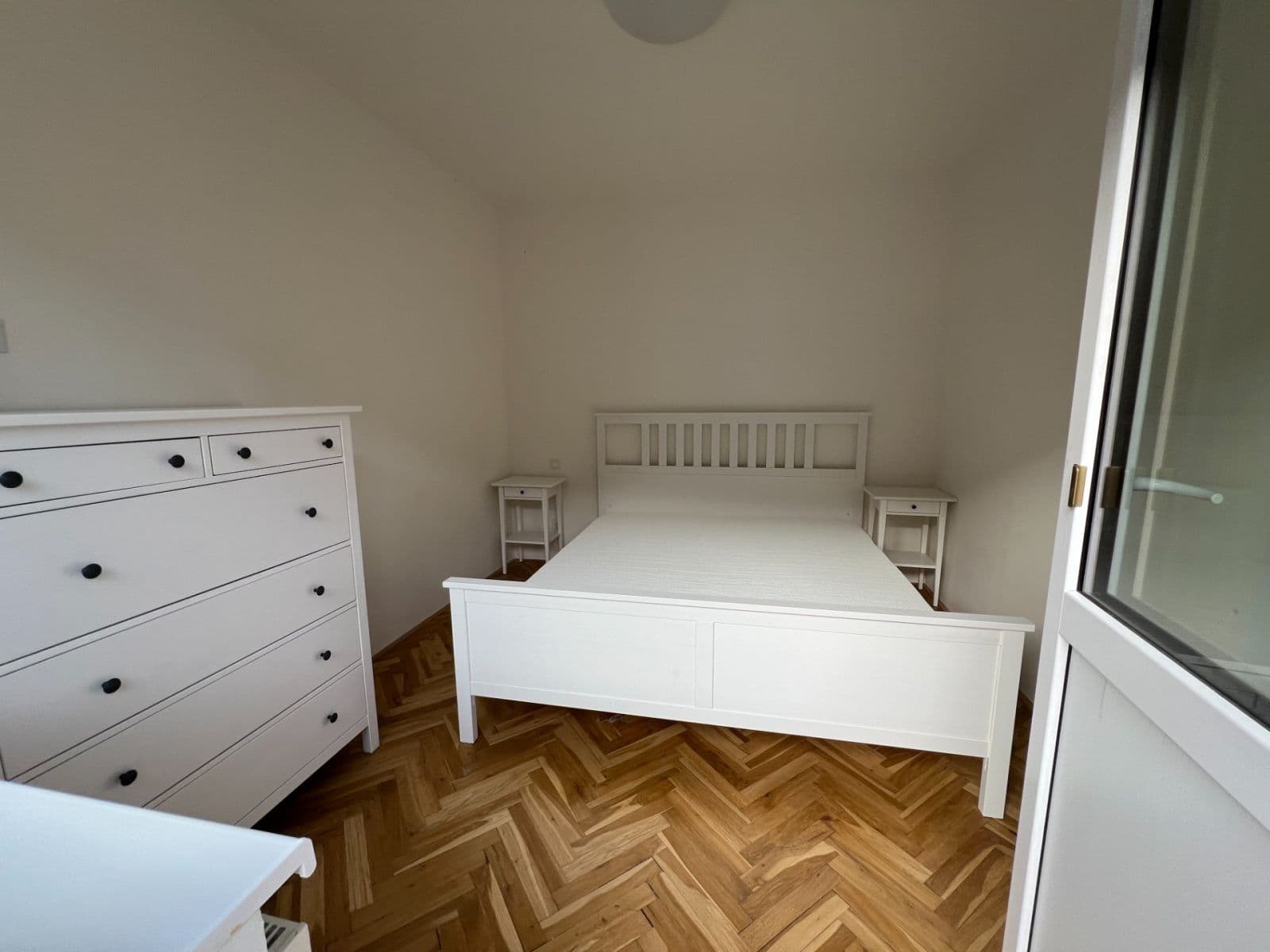 Pronájem bytu 1+kk 30 m², třída Dukelských hrdinů, Jáchymov, Karlovarský kraj Pronájem bytu 1+kk 30 m², třída Dukelských hrdinů, Jáchymov, Karlovarský kraj