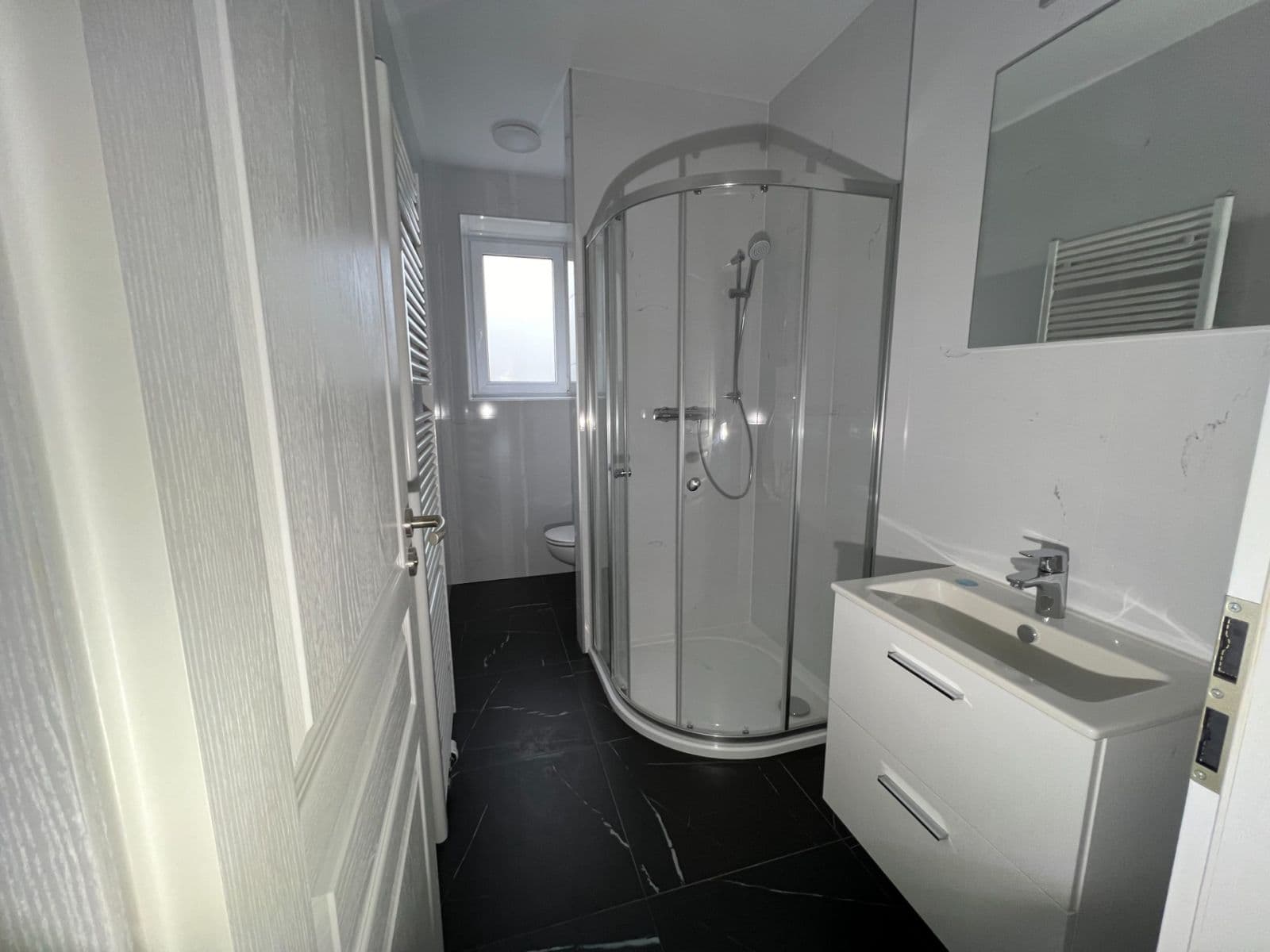 Pronájem bytu 1+kk 30 m², třída Dukelských hrdinů, Jáchymov, Karlovarský kraj Pronájem bytu 1+kk 30 m², třída Dukelských hrdinů, Jáchymov, Karlovarský kraj