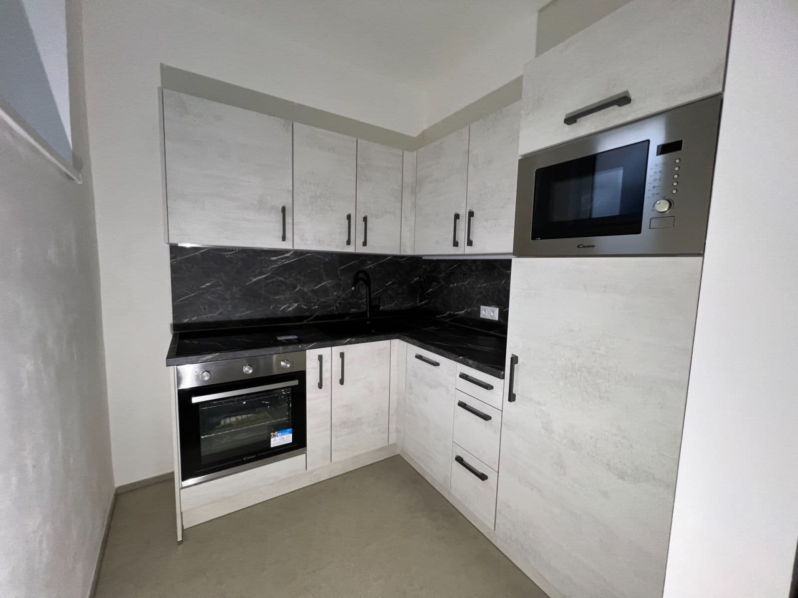 Pronájem bytu 1+kk 30 m², třída Dukelských hrdinů, Jáchymov, Karlovarský kraj Pronájem bytu 1+kk 30 m², třída Dukelských hrdinů, Jáchymov, Karlovarský kraj