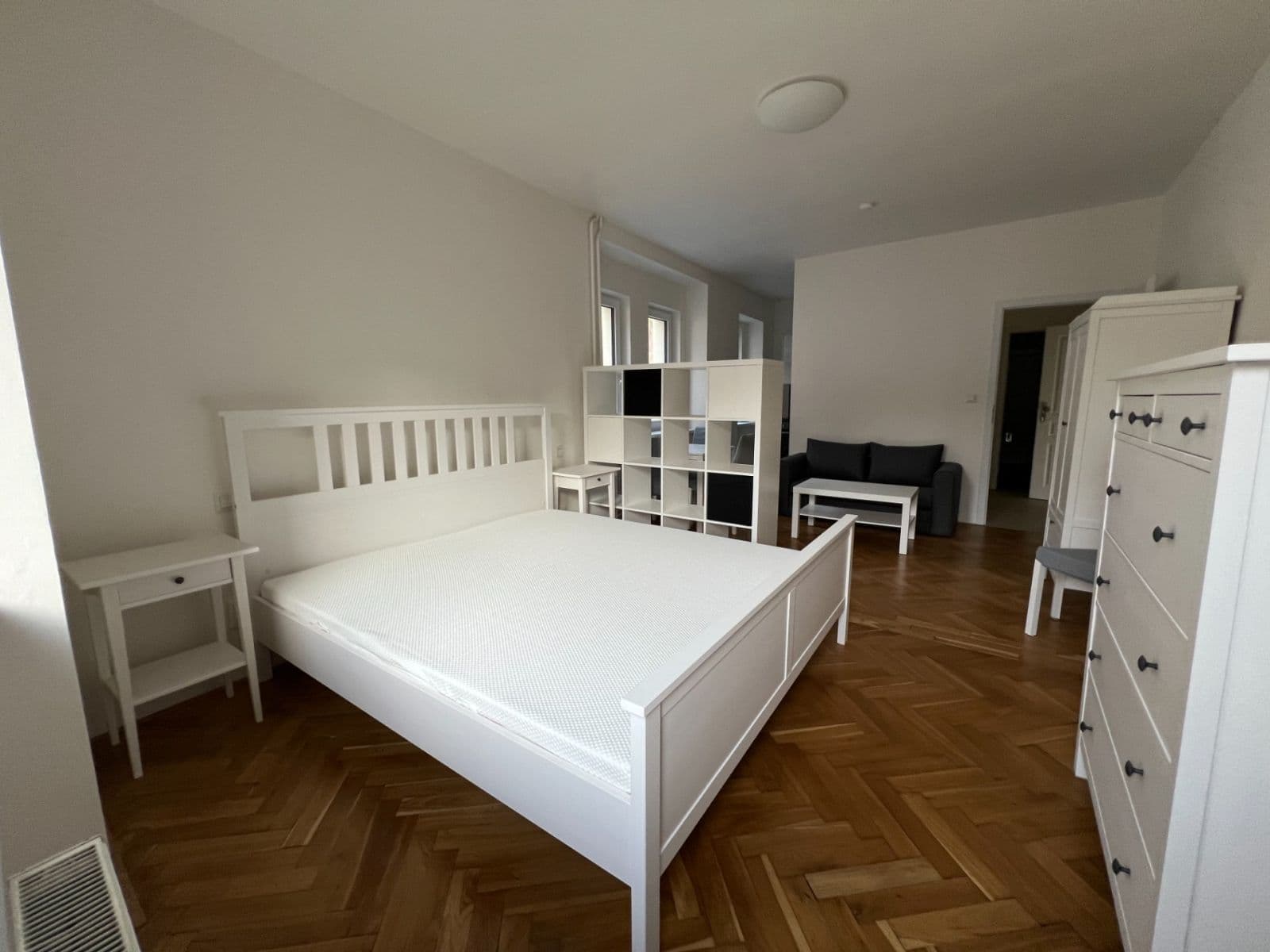 Pronájem bytu 1+kk 30 m², třída Dukelských hrdinů, Jáchymov, Karlovarský kraj Pronájem bytu 1+kk 30 m², třída Dukelských hrdinů, Jáchymov, Karlovarský kraj