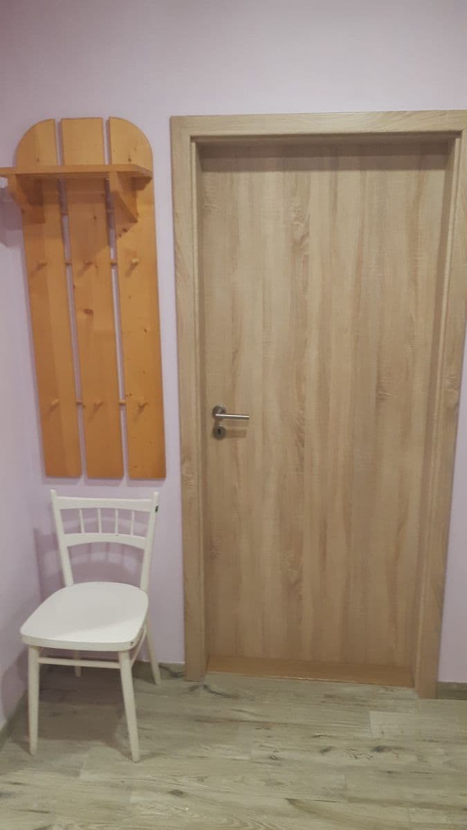 Pronájem bytu 4+1 95 m², Matúškova, Praha, Praha Pronájem bytu 4+1 95 m², Matúškova, Praha, Praha