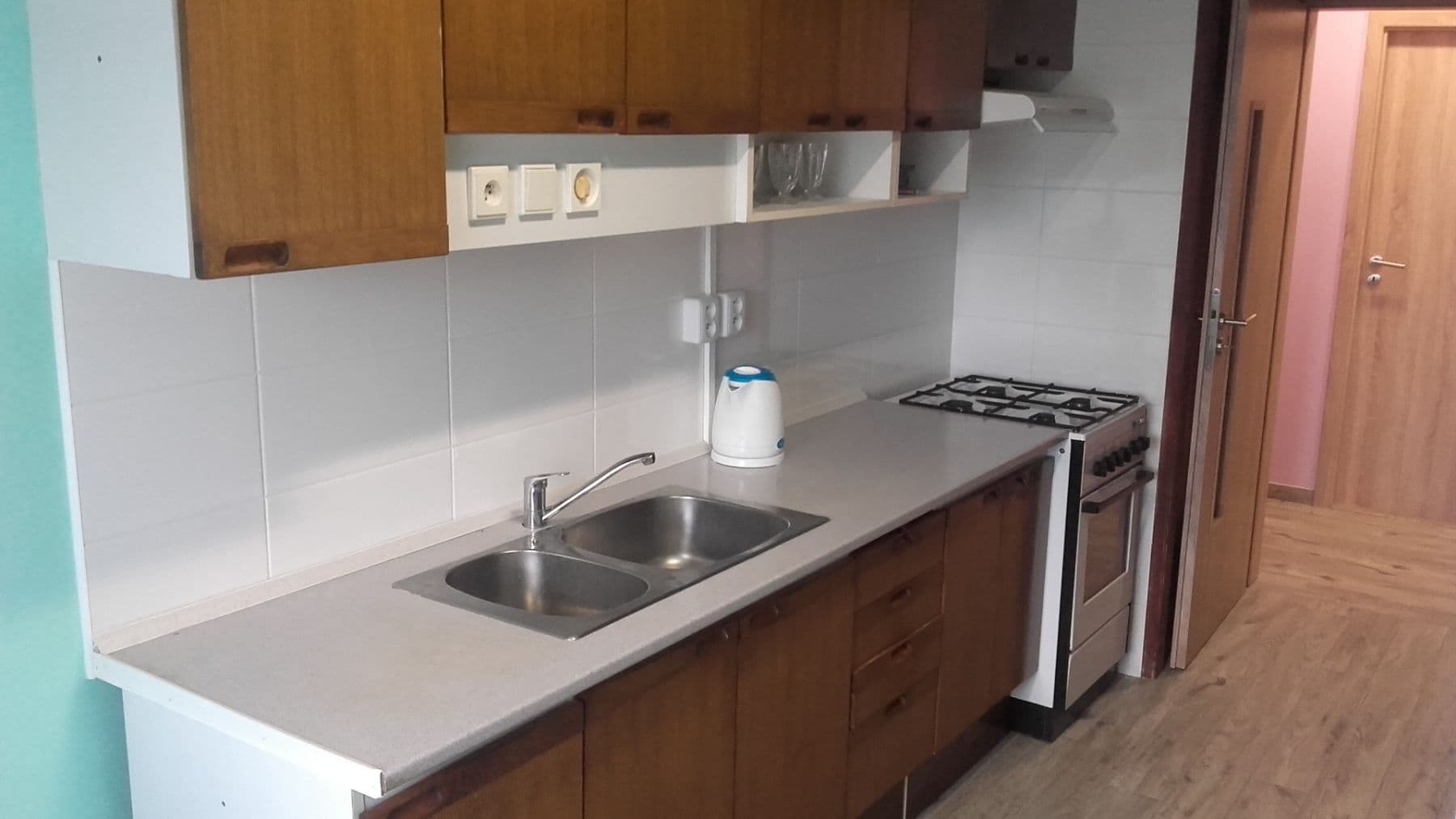 Pronájem bytu 4+1 95 m², Matúškova, Praha, Praha Pronájem bytu 4+1 95 m², Matúškova, Praha, Praha