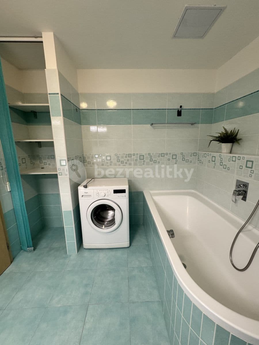 Pronájem bytu 2+kk 52 m², Černická, Plzeň, Plzeňský kraj Pronájem bytu 2+kk 52 m², Černická, Plzeň, Plzeňský kraj