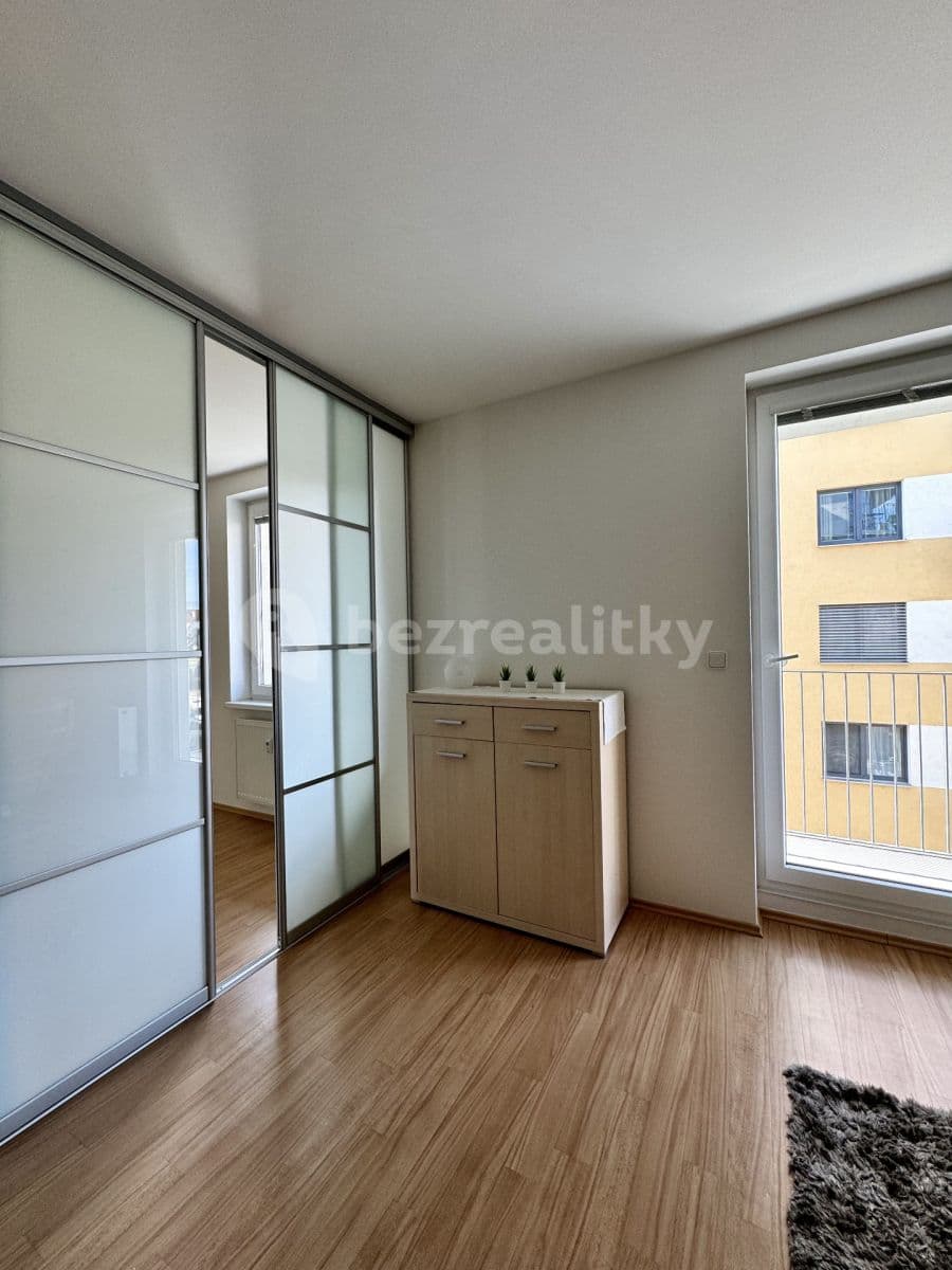 Pronájem bytu 2+kk 52 m², Černická, Plzeň, Plzeňský kraj Pronájem bytu 2+kk 52 m², Černická, Plzeň, Plzeňský kraj