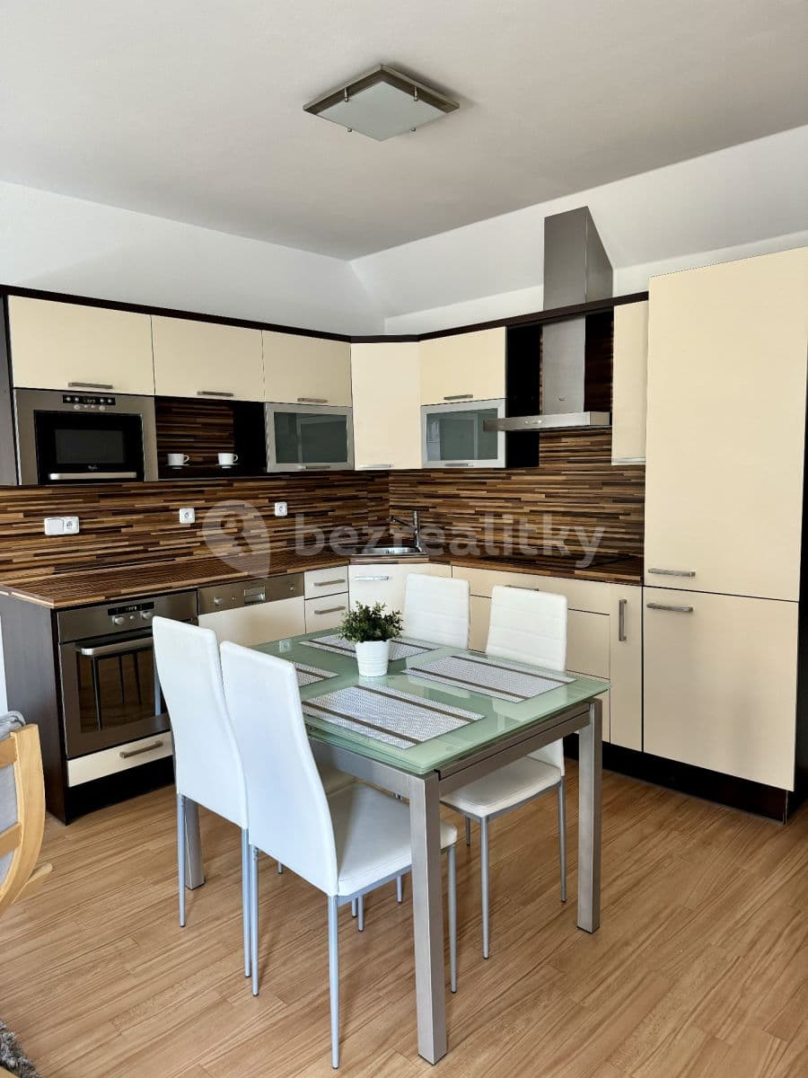 Pronájem bytu 2+kk 52 m², Černická, Plzeň, Plzeňský kraj Pronájem bytu 2+kk 52 m², Černická, Plzeň, Plzeňský kraj