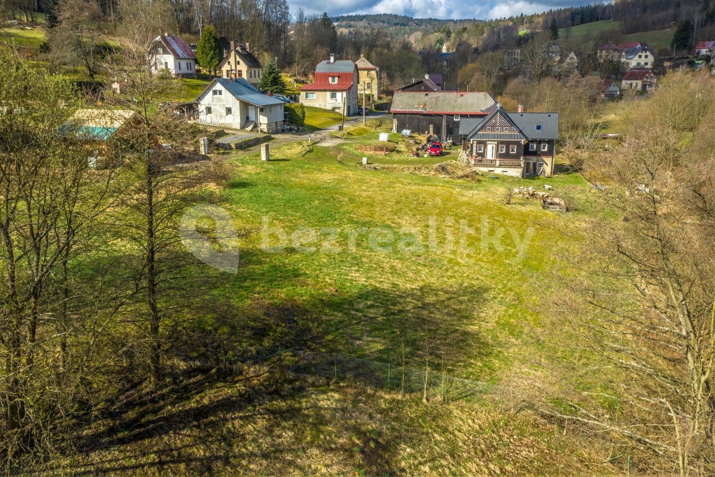 Prodej pozemku 2.105 m², Pěnčín, Liberecký kraj