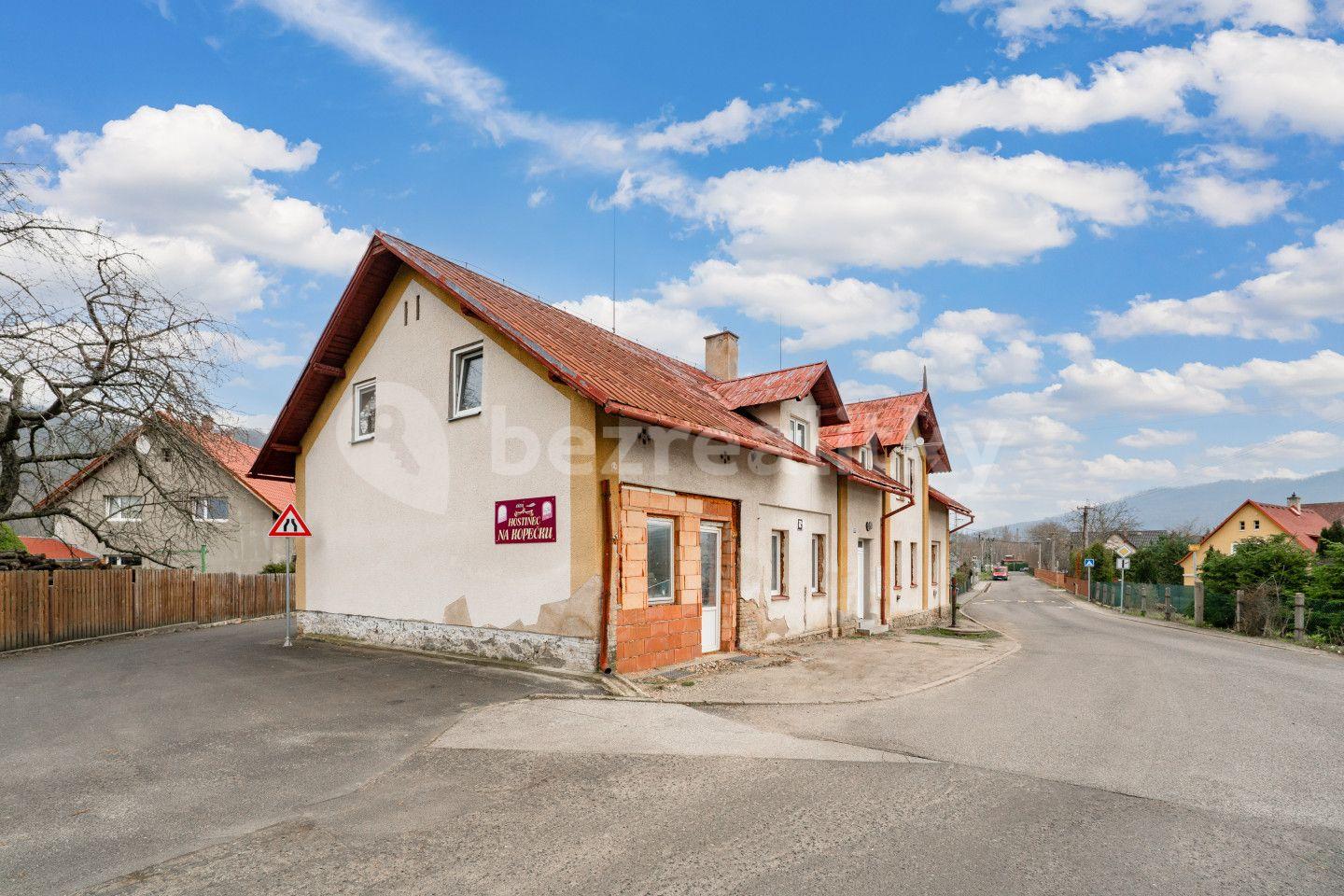 Prodej bytu 1+kk 20 m², Velké Březno, Ústecký kraj