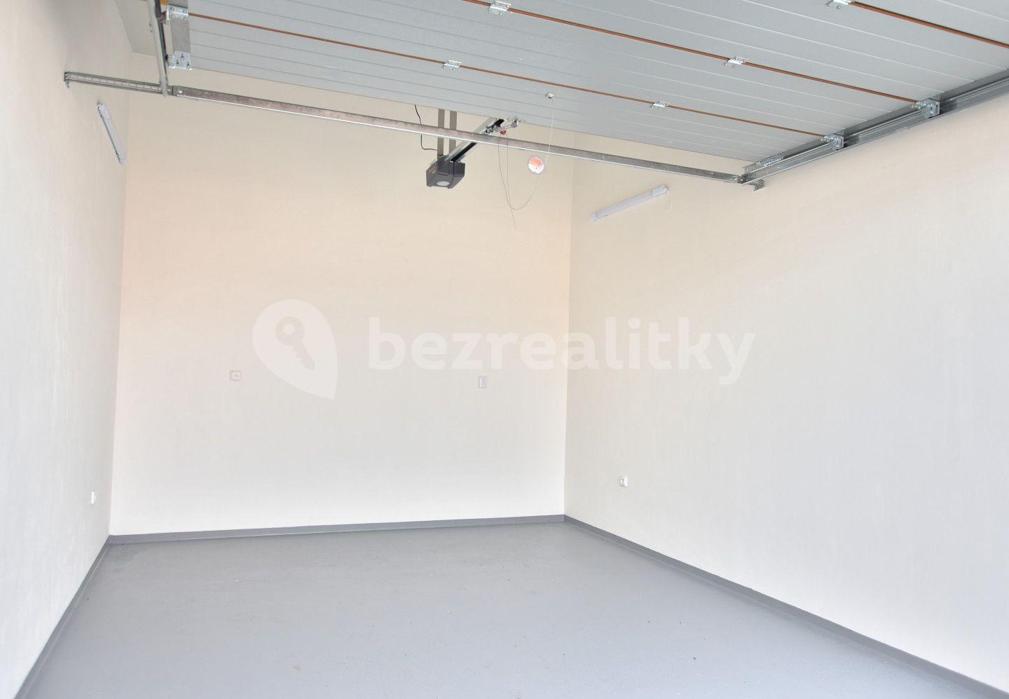 Prodej garáže 23 m², Nový Bydžov, Královéhradecký kraj