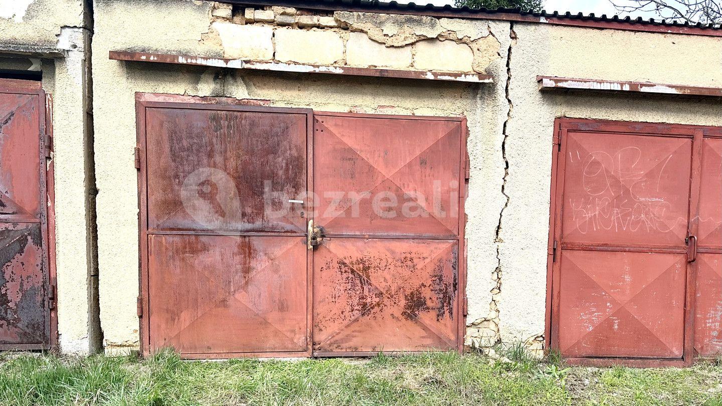 Prodej garáže 19 m², Svatojánská, Beroun, Středočeský kraj