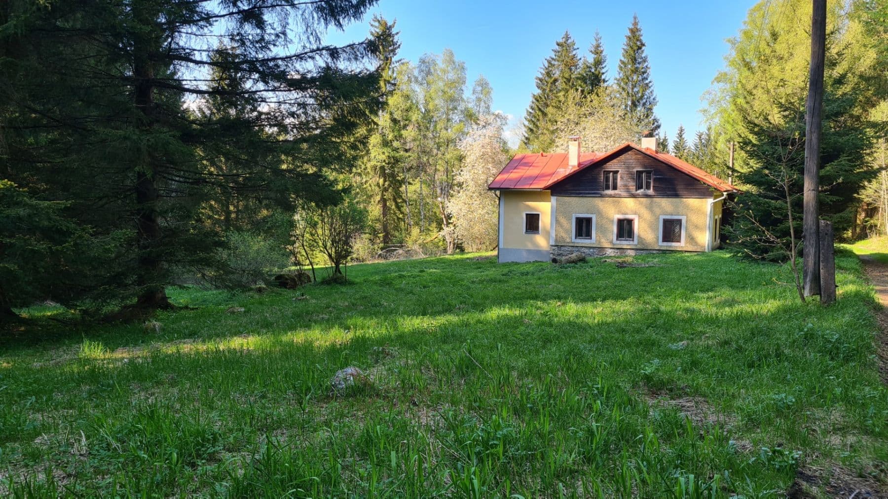 Prodej pozemku 9.967 m², Loučovice, Jihočeský kraj Prodej pozemku 9.967 m², Loučovice, Jihočeský kraj