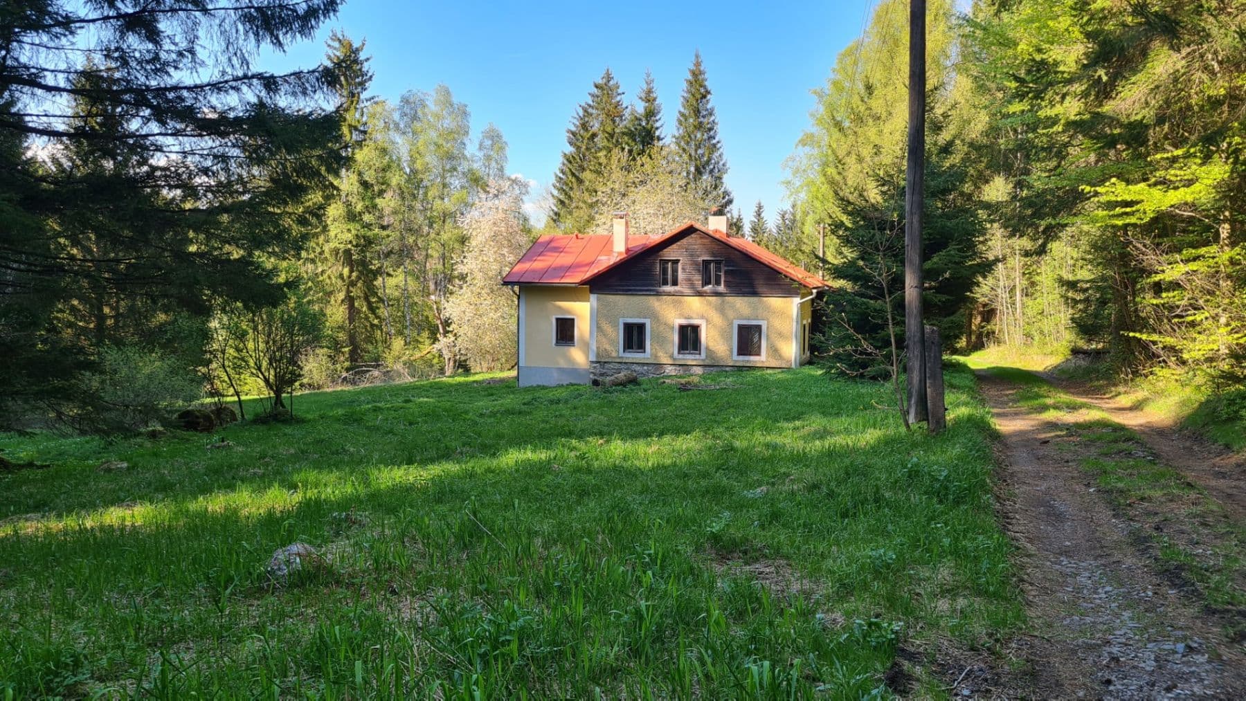 Prodej pozemku 9.967 m², Loučovice, Jihočeský kraj Prodej pozemku 9.967 m², Loučovice, Jihočeský kraj
