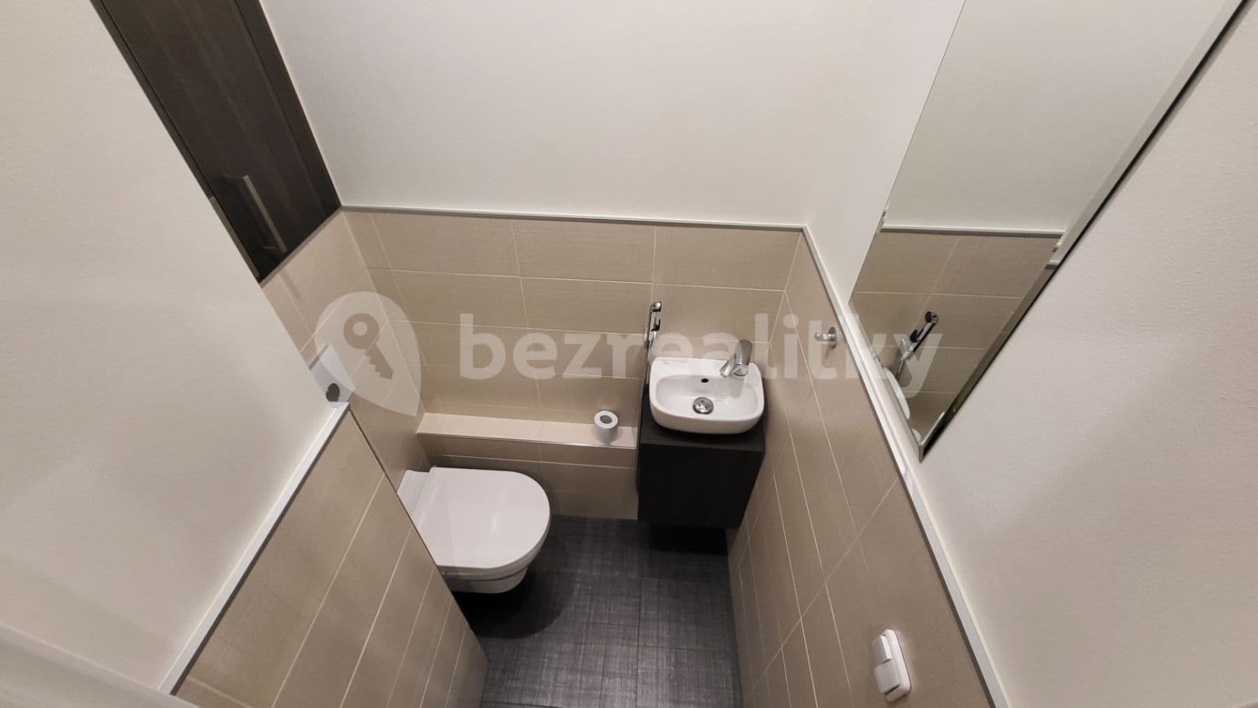 Pronájem bytu 2+kk 66 m², Herálecká Ⅳ, Praha, Praha Pronájem bytu 2+kk 66 m², Herálecká Ⅳ, Praha, Praha