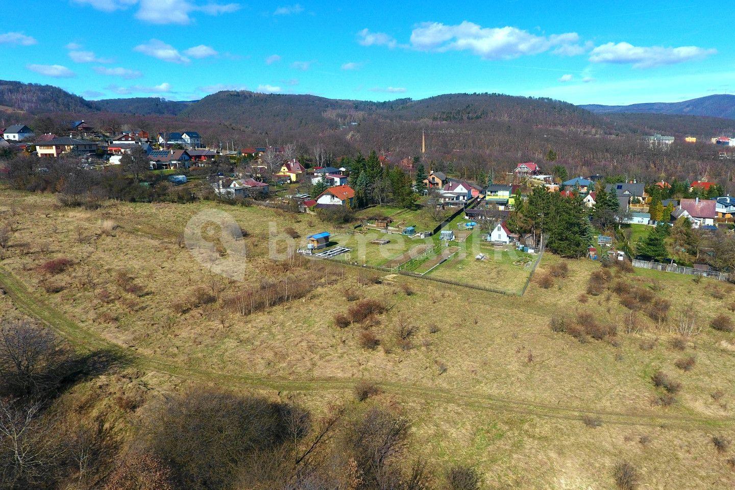 Prodej pozemku 935 m², Jirkov, Ústecký kraj