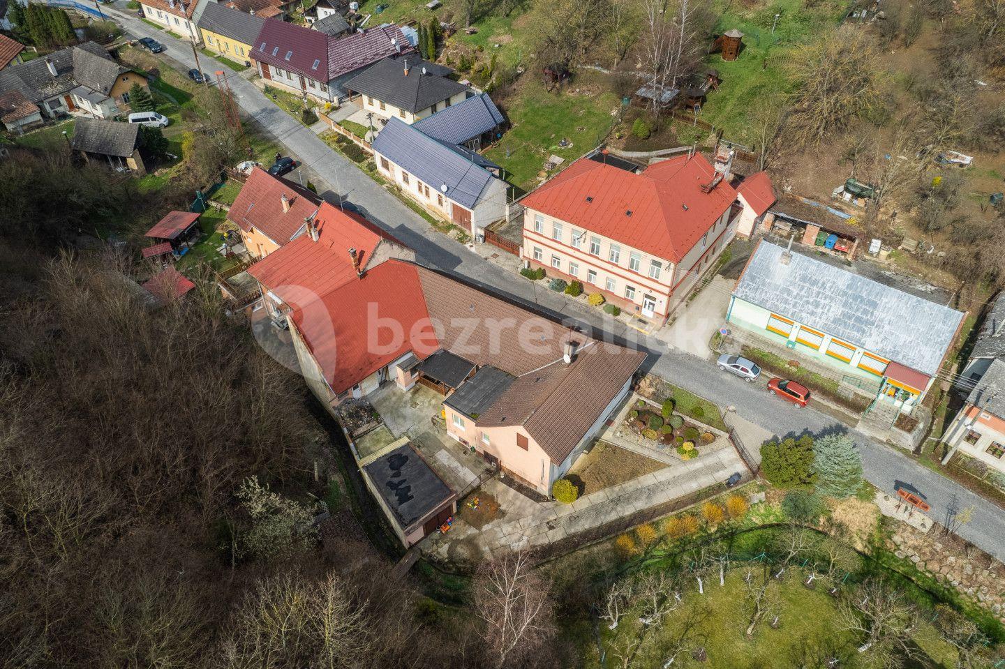 Prodej domu 270 m², pozemek 691 m², Košíky, Zlínský kraj