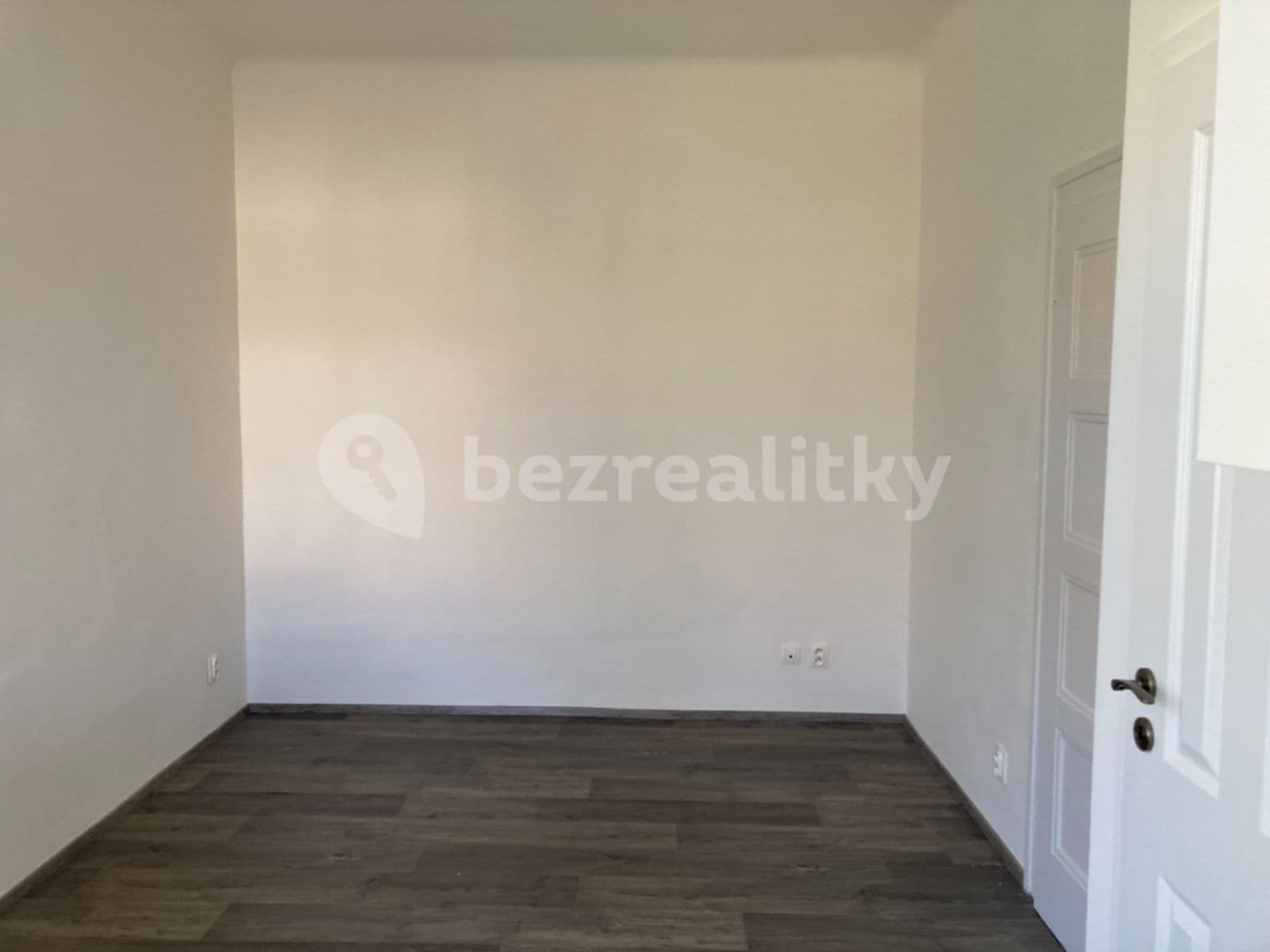 Pronájem bytu 1+kk 20 m², Lužova, Brno, Jihomoravský kraj Pronájem bytu 1+kk 20 m², Lužova, Brno, Jihomoravský kraj