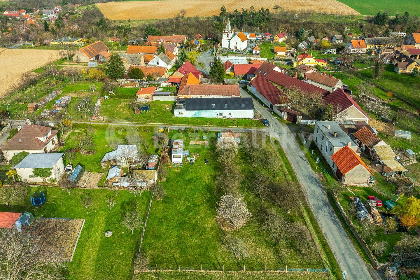 Prodej pozemku 1.697 m², Okřesaneč, Středočeský kraj