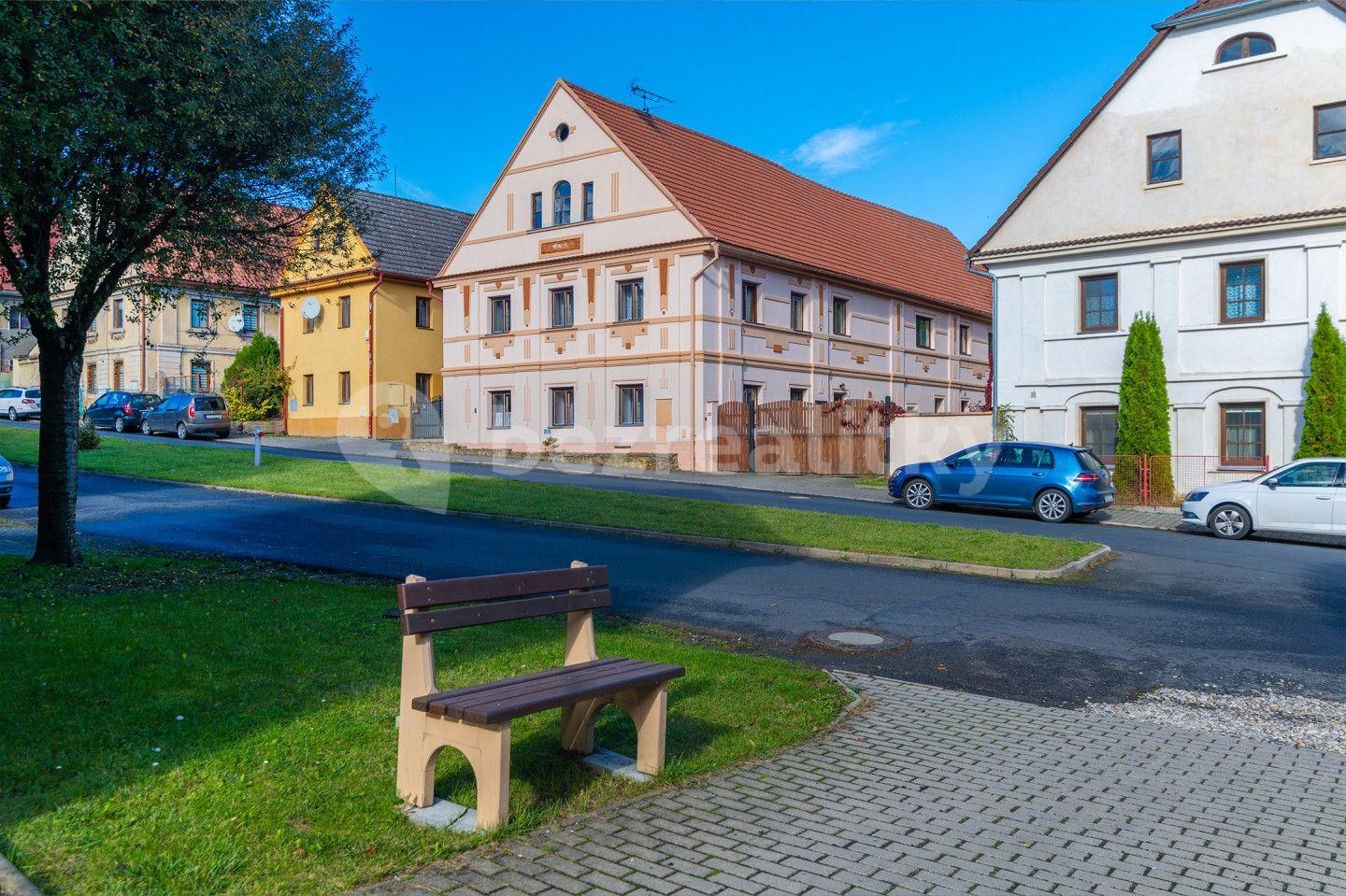 Prodej domu 450 m², pozemek 5.746 m², Chotiněves, Ústecký kraj
