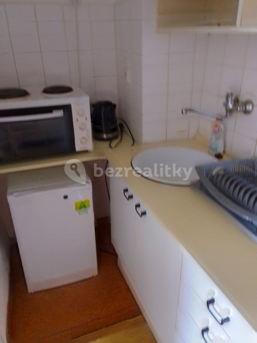 Pronájem bytu 1+kk 30 m², Haštalská, Praha, Praha Pronájem bytu 1+kk 30 m², Haštalská, Praha, Praha