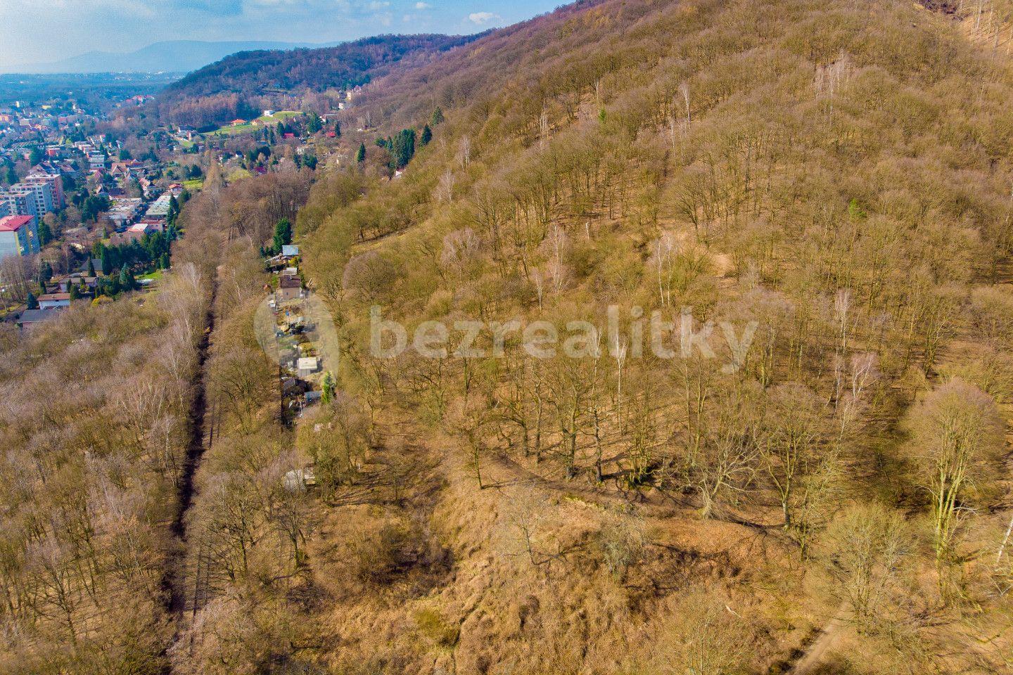 Prodej pozemku 1.679 m², Krupka, Ústecký kraj