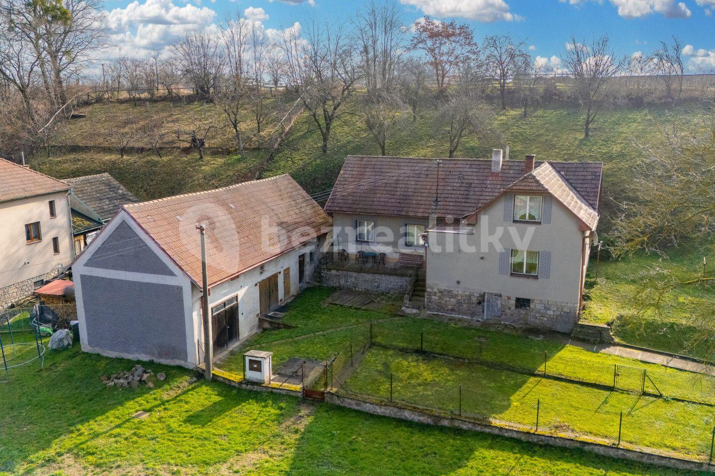 Prodej domu 284 m², pozemek 1.444 m², Golčův Jeníkov, Kraj Vysočina