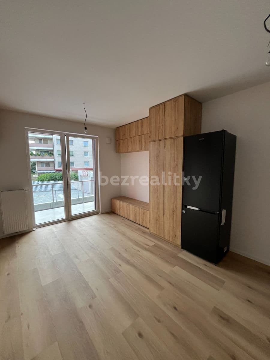 Pronájem bytu 1+kk 32 m², Milánská, Praha, Praha Pronájem bytu 1+kk 32 m², Milánská, Praha, Praha