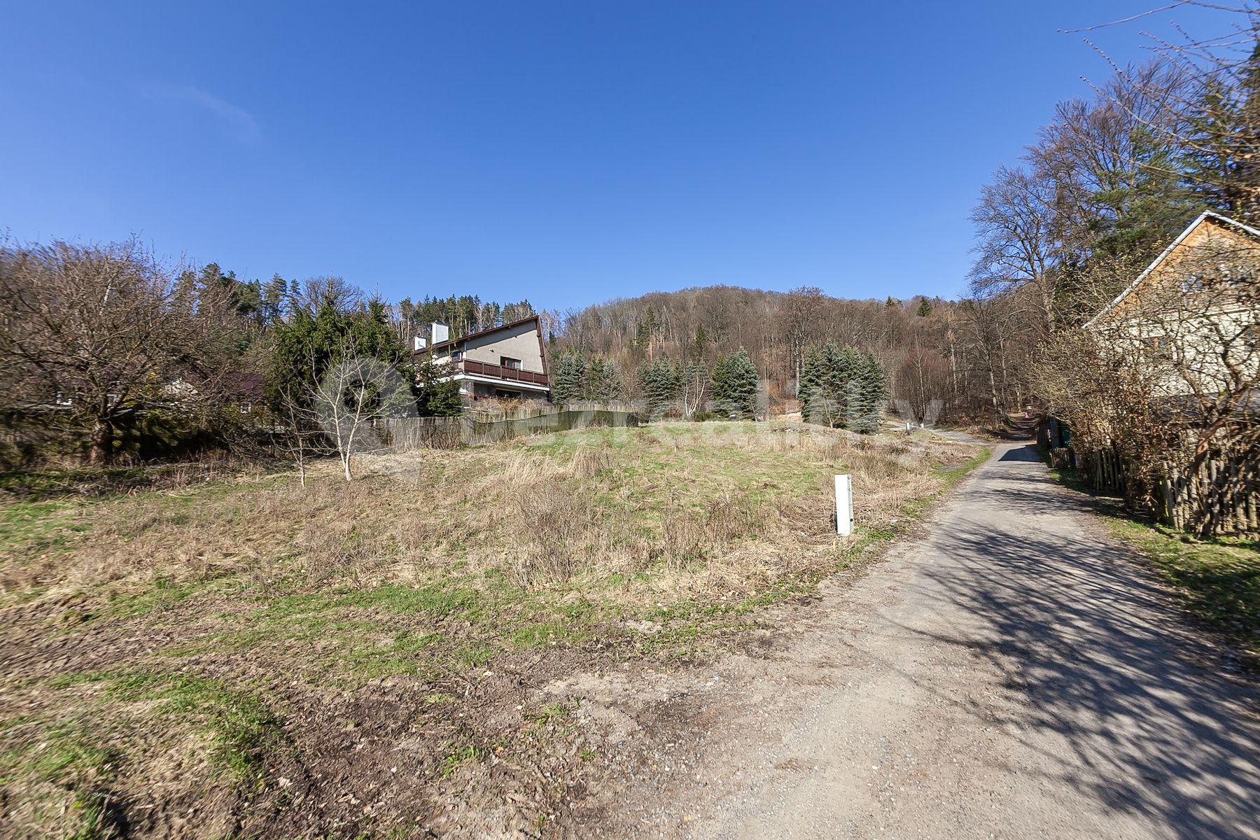 Prodej pozemku 1.390 m², Svojkov, Svojkov, Liberecký kraj