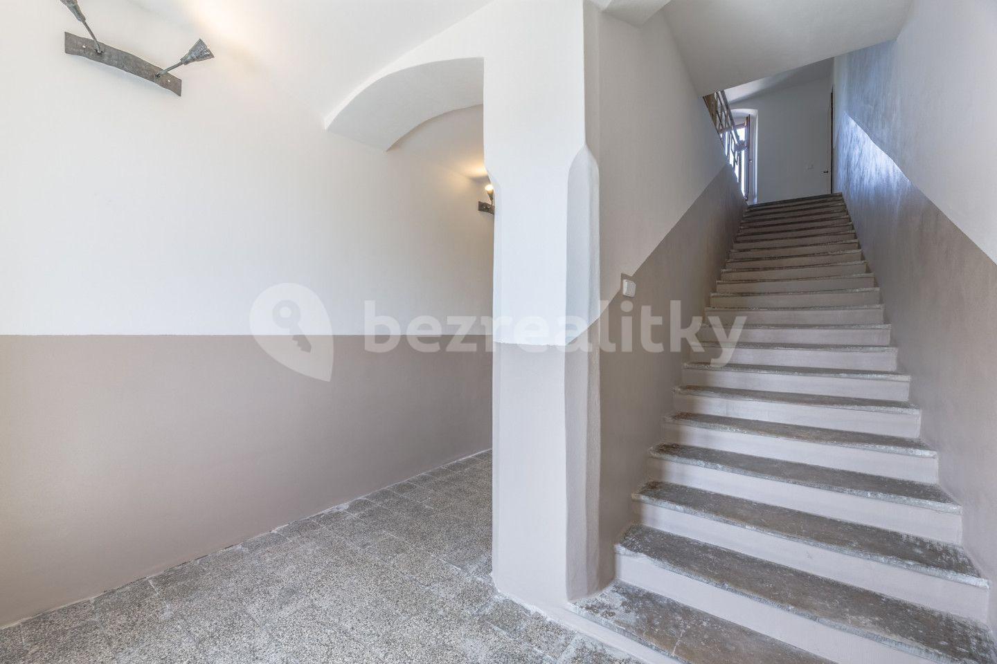 Prodej bytu 2+1 60 m², Snědovice, Ústecký kraj