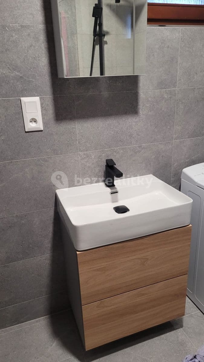 Pronájem bytu 2+kk 50 m², Podkrušnohorská, Litvínov, Ústecký kraj Pronájem bytu 2+kk 50 m², Podkrušnohorská, Litvínov, Ústecký kraj