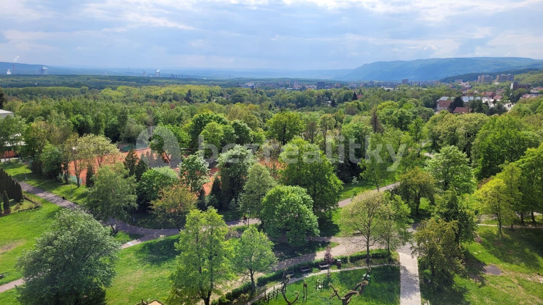 Pronájem bytu 2+kk 50 m², Podkrušnohorská, Litvínov, Ústecký kraj Pronájem bytu 2+kk 50 m², Podkrušnohorská, Litvínov, Ústecký kraj