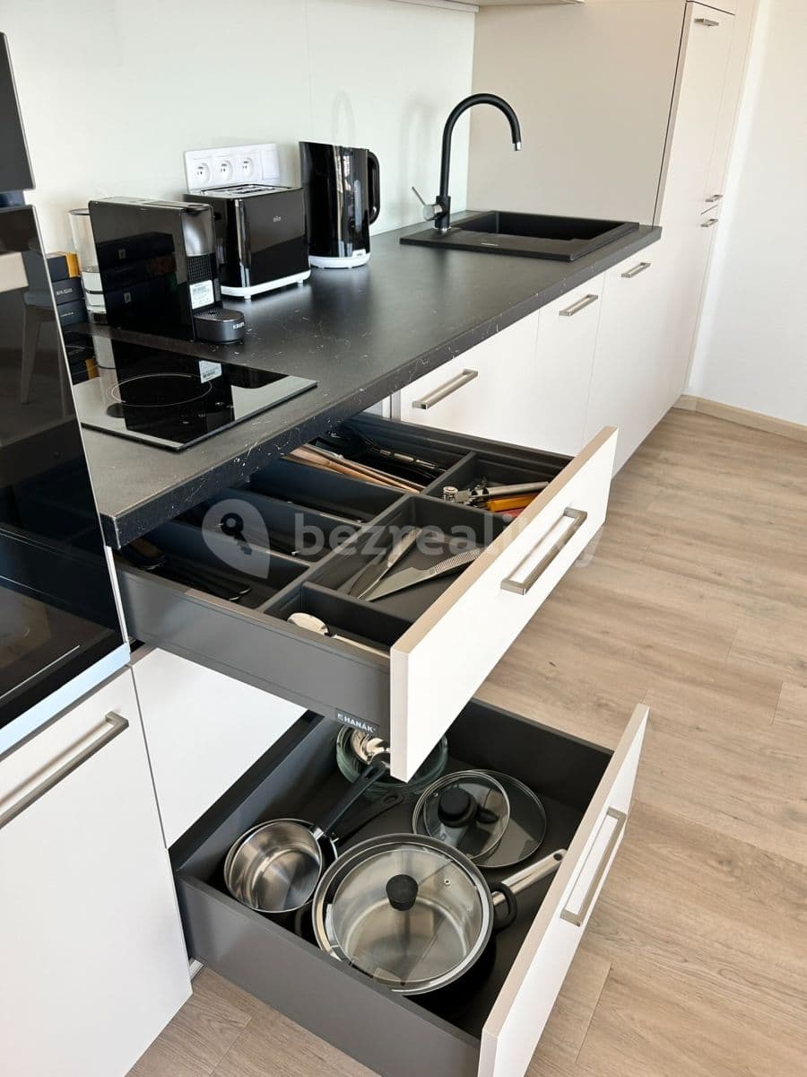 Pronájem bytu 1+kk 46 m², Klapálkova, Praha, Praha Pronájem bytu 1+kk 46 m², Klapálkova, Praha, Praha