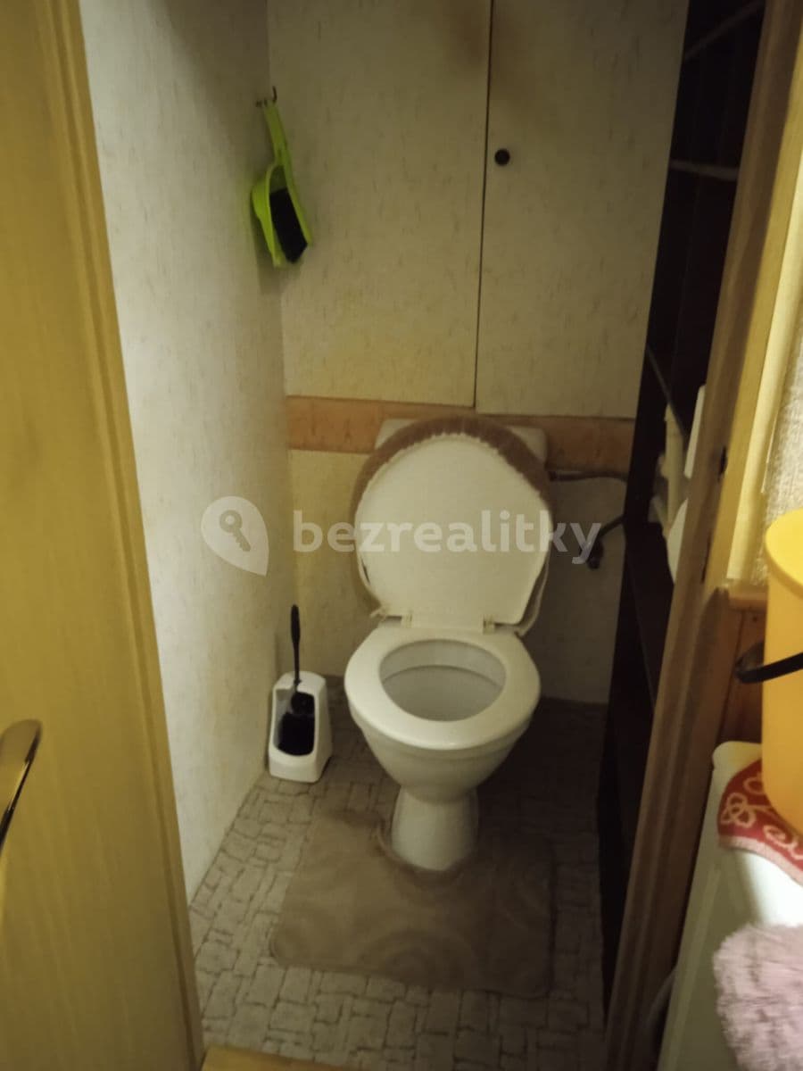 Pronájem bytu 2+1 56 m², Svobodova, Nová Role, Karlovarský kraj Pronájem bytu 2+1 56 m², Svobodova, Nová Role, Karlovarský kraj