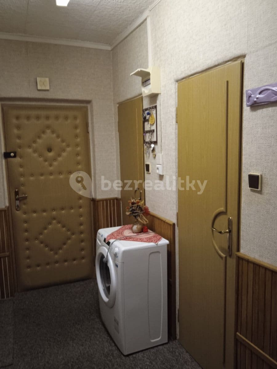 Pronájem bytu 2+1 56 m², Svobodova, Nová Role, Karlovarský kraj Pronájem bytu 2+1 56 m², Svobodova, Nová Role, Karlovarský kraj