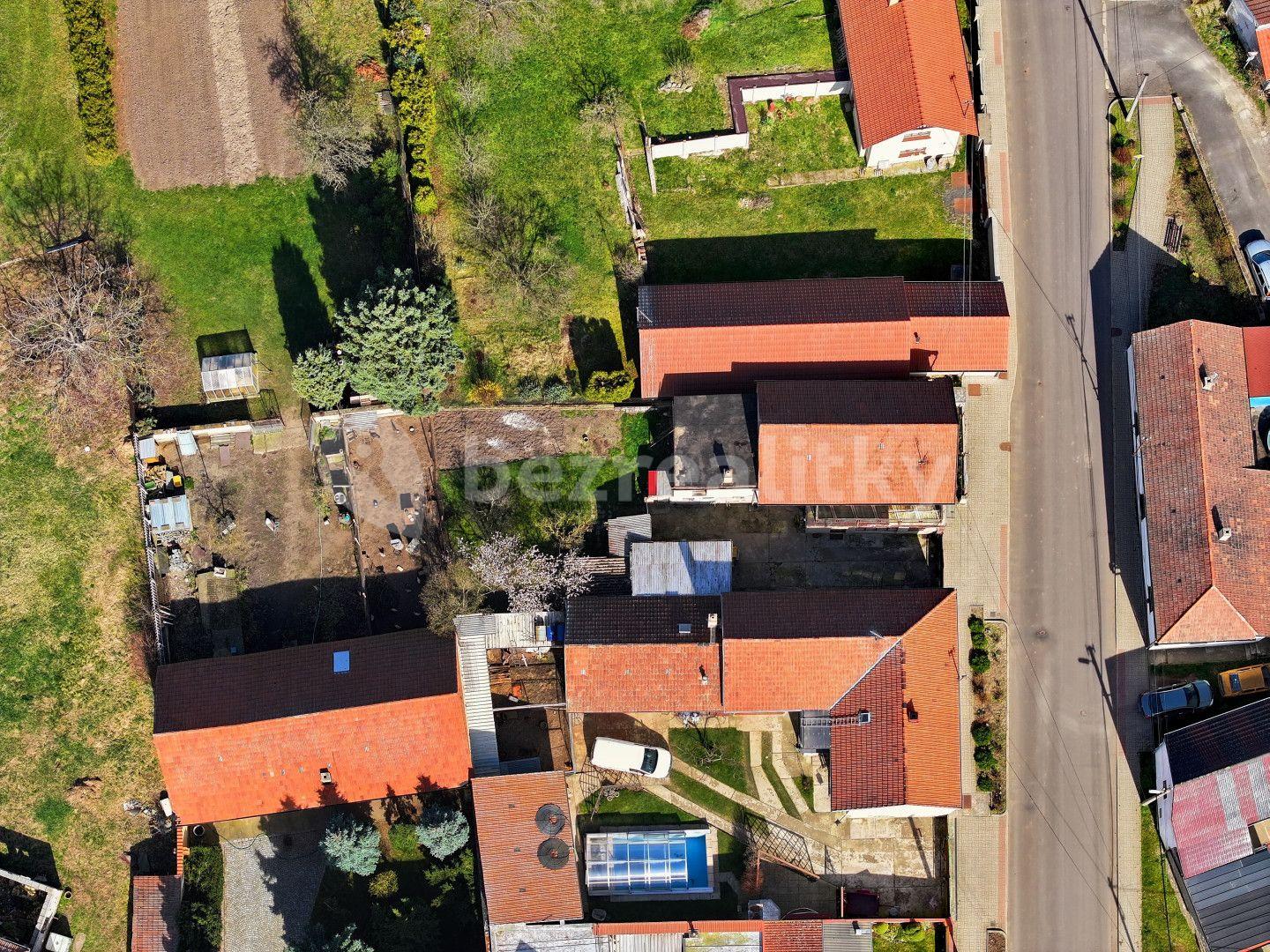 Prodej domu 134 m², pozemek 364 m², Vražkov, Ústecký kraj