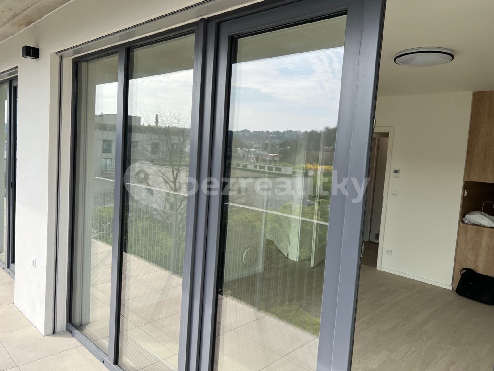 Pronájem bytu 2+kk 50 m², V Náklích, Praha, Praha Pronájem bytu 2+kk 50 m², V Náklích, Praha, Praha