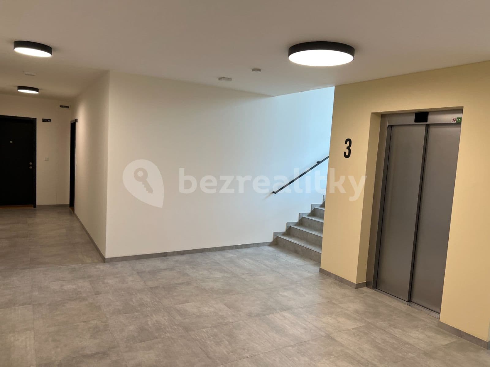 Pronájem bytu 2+kk 50 m², V Náklích, Praha, Praha Pronájem bytu 2+kk 50 m², V Náklích, Praha, Praha