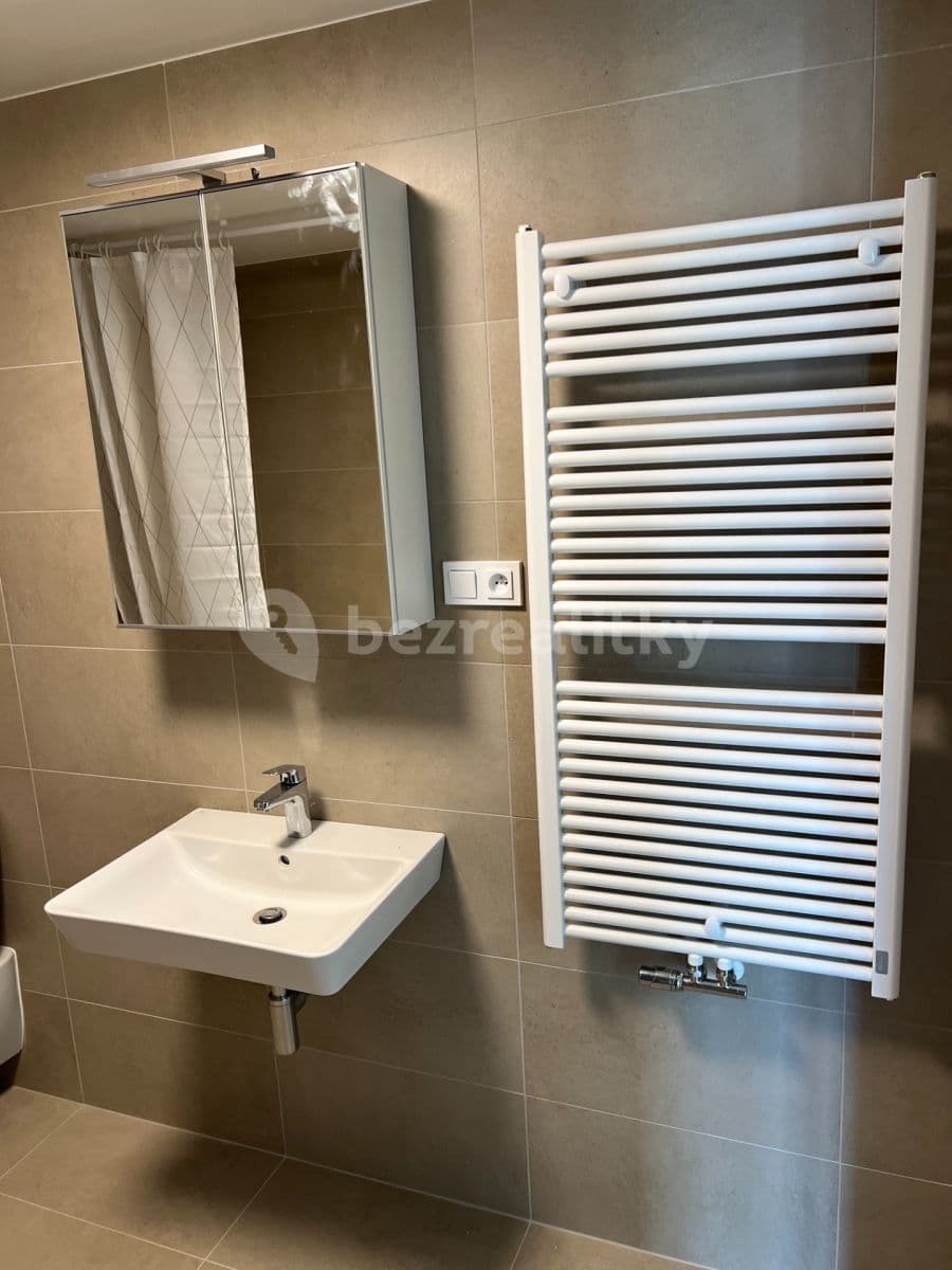 Pronájem bytu 2+kk 50 m², V Náklích, Praha, Praha Pronájem bytu 2+kk 50 m², V Náklích, Praha, Praha