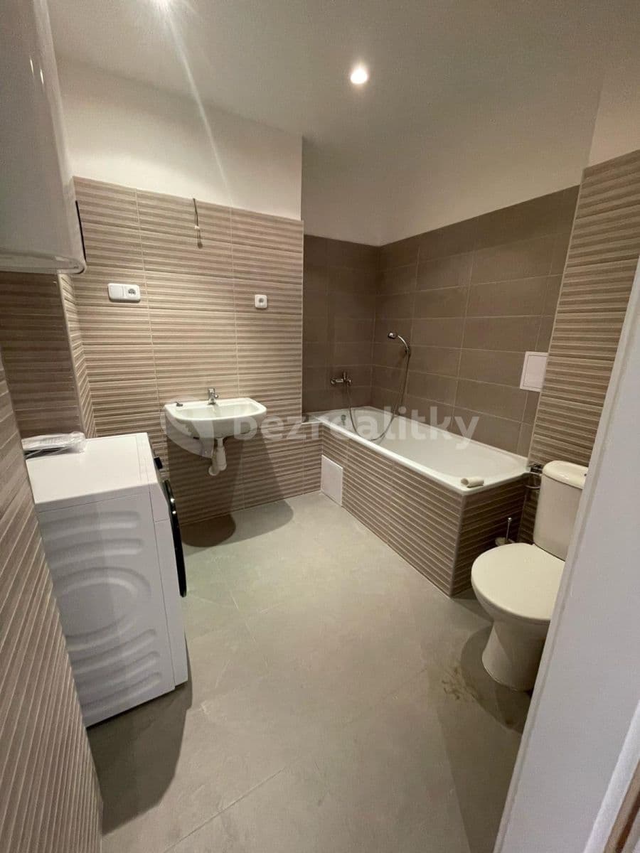 Pronájem bytu 2+1 64 m², Mrštíkova, Praha, Praha Pronájem bytu 2+1 64 m², Mrštíkova, Praha, Praha