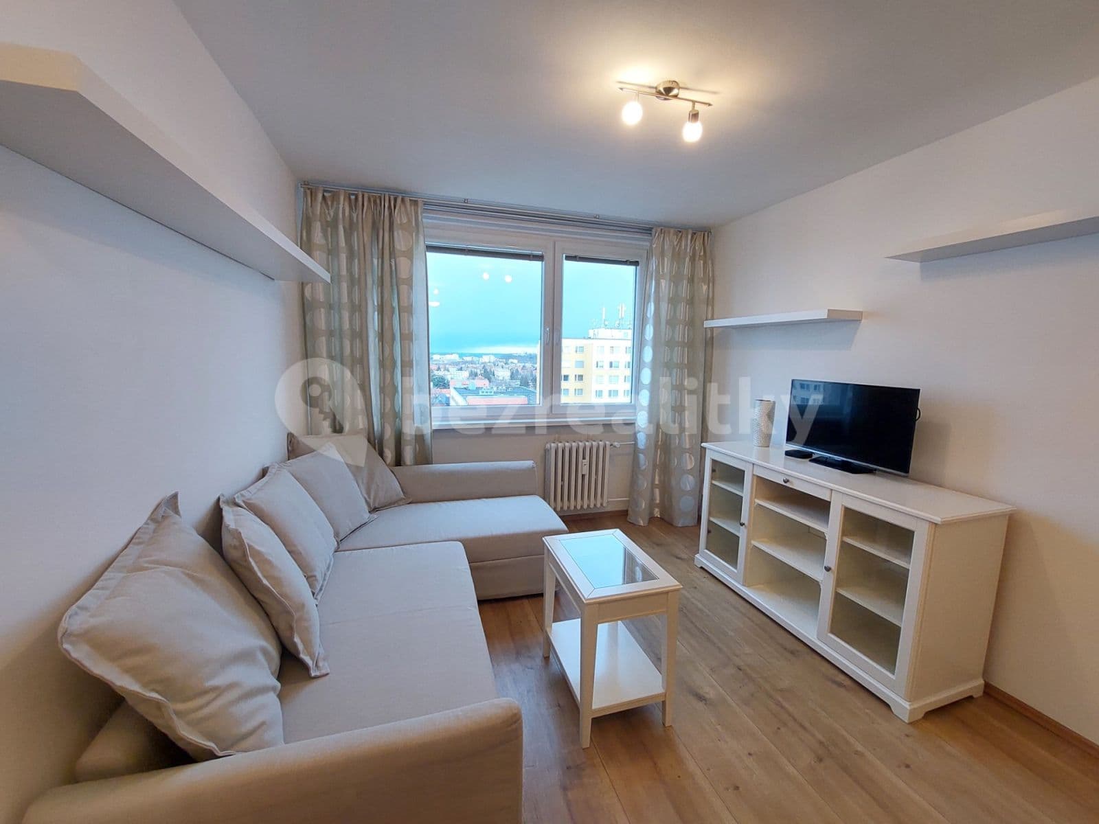 Pronájem bytu 2+kk 43 m², Ciolkovského, Praha, Praha Pronájem bytu 2+kk 43 m², Ciolkovského, Praha, Praha